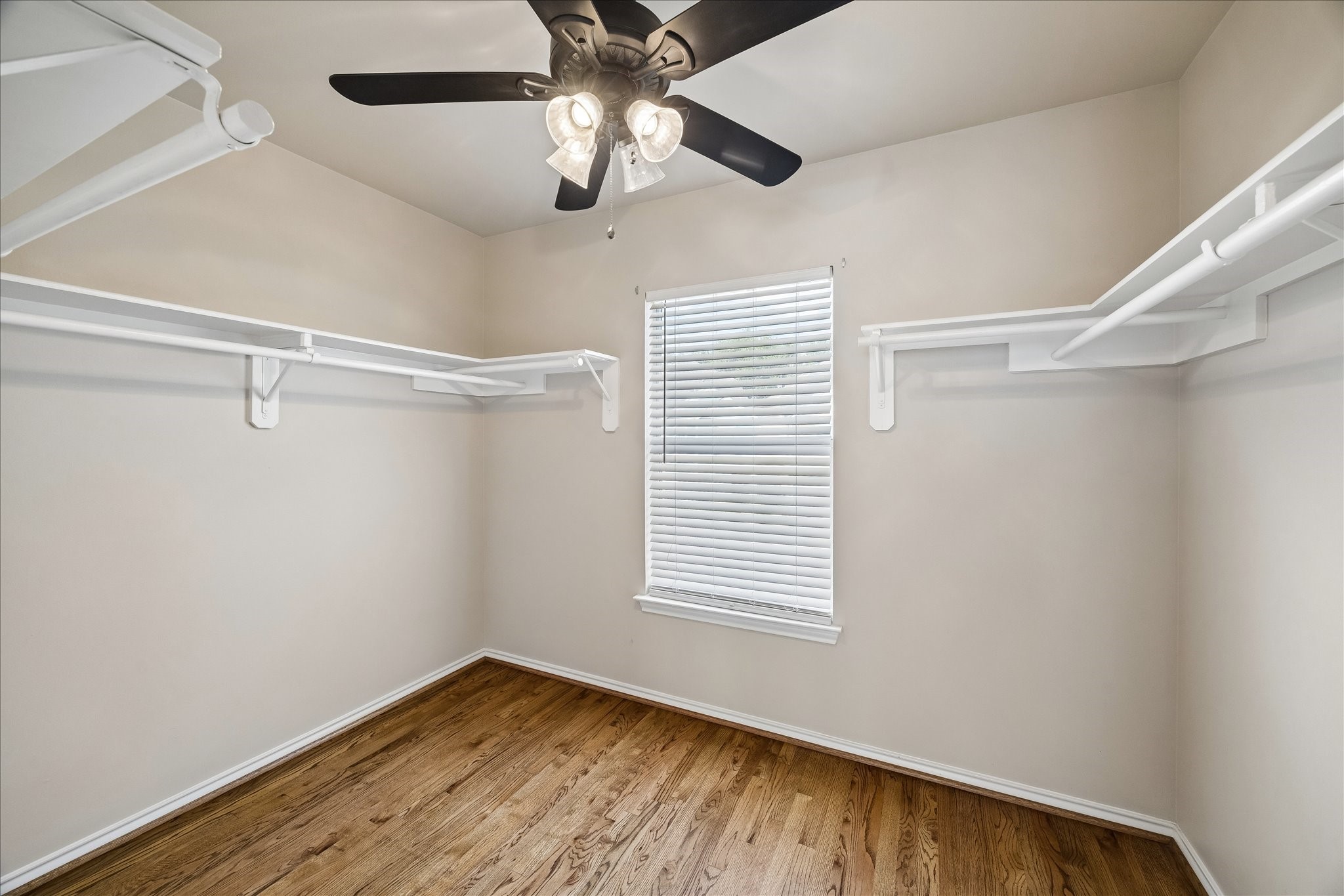 2635 Woodridge Cove Drive Property Photo 29