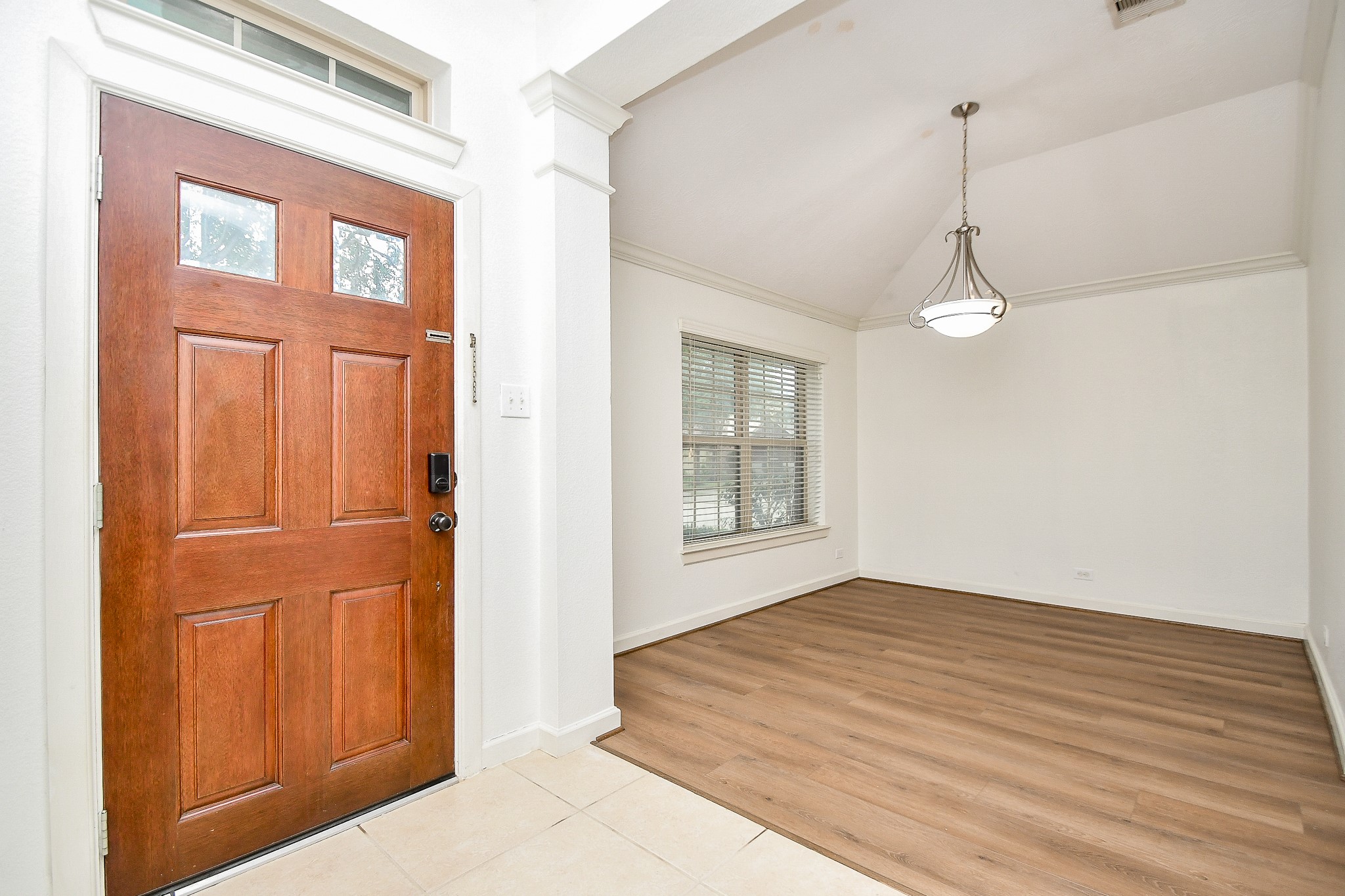 5754 Slate Valley Court Property Photo 5