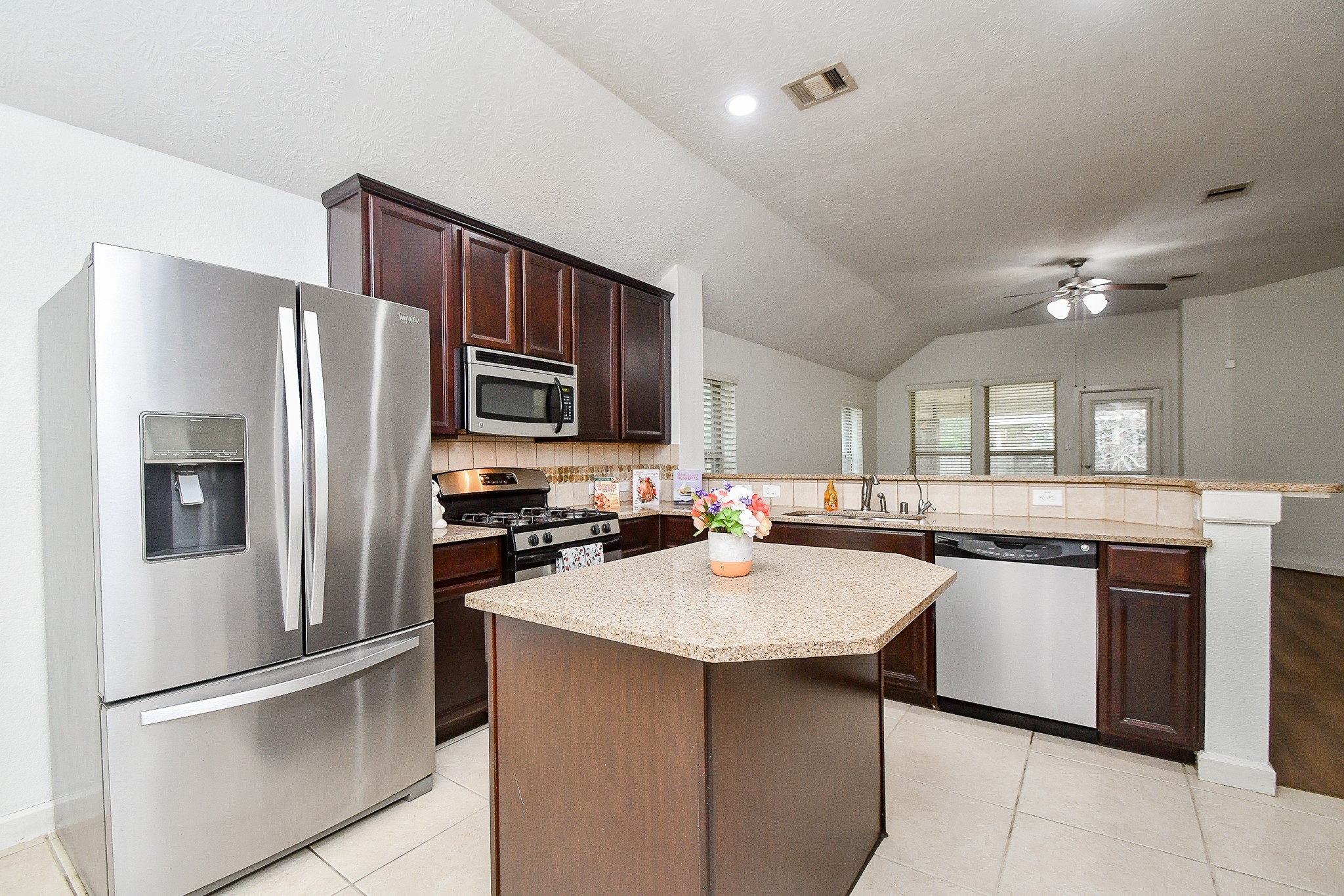 5754 Slate Valley Court Property Photo 8