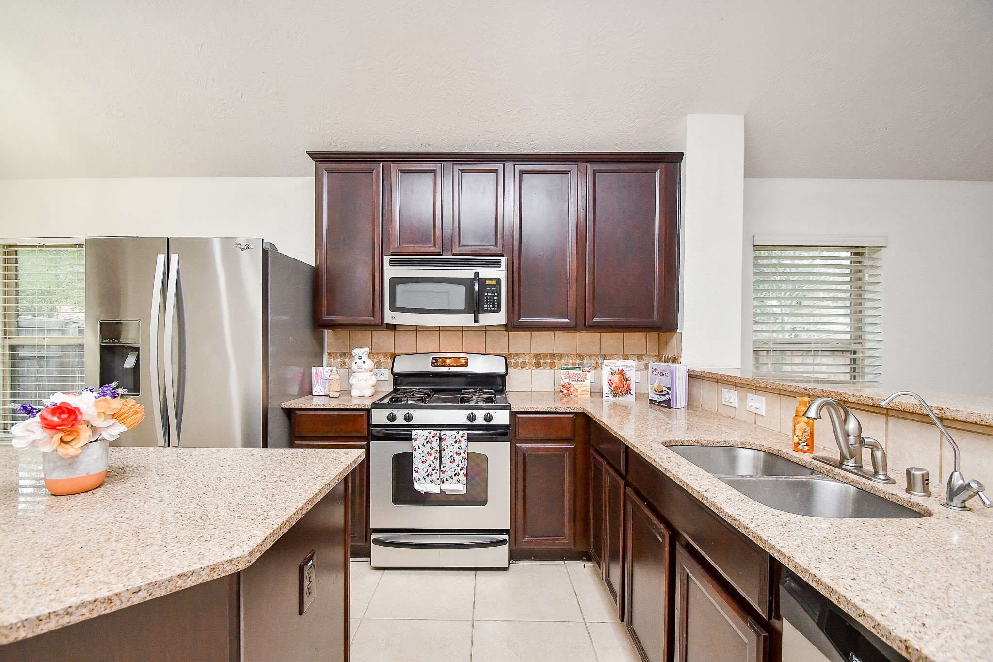 5754 Slate Valley Court Property Photo 9