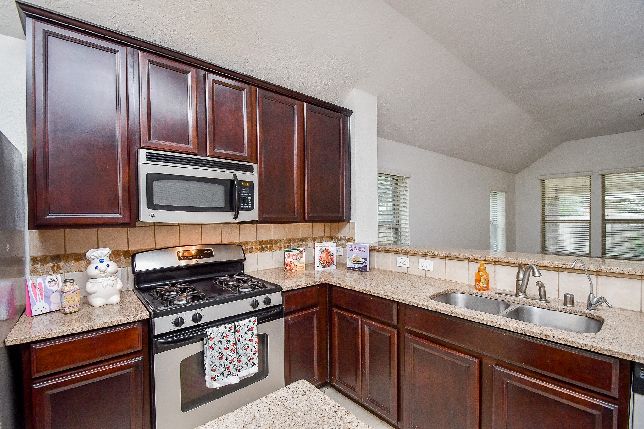 5754 Slate Valley Court Property Photo 10