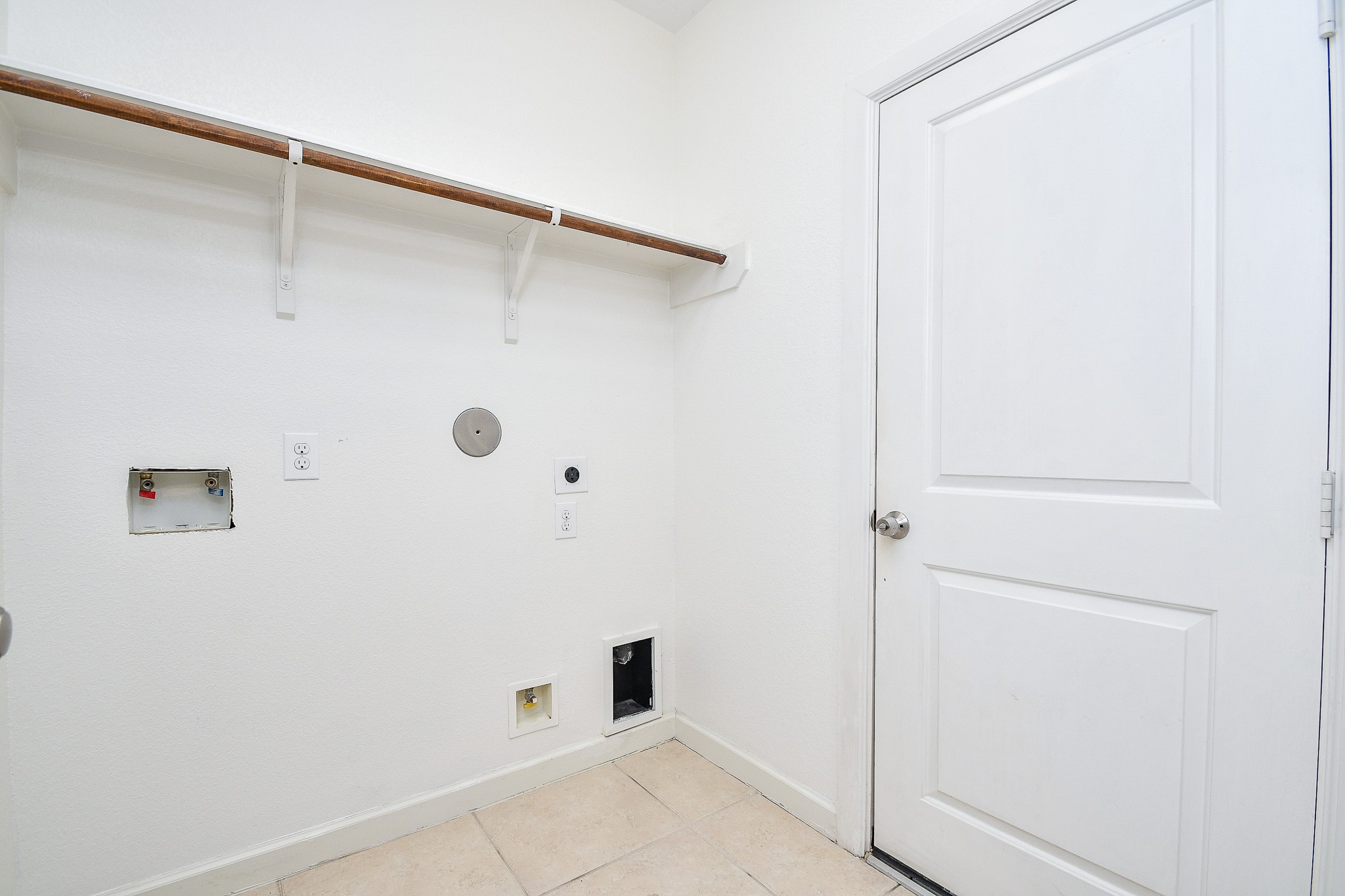 5754 Slate Valley Court Property Photo 28