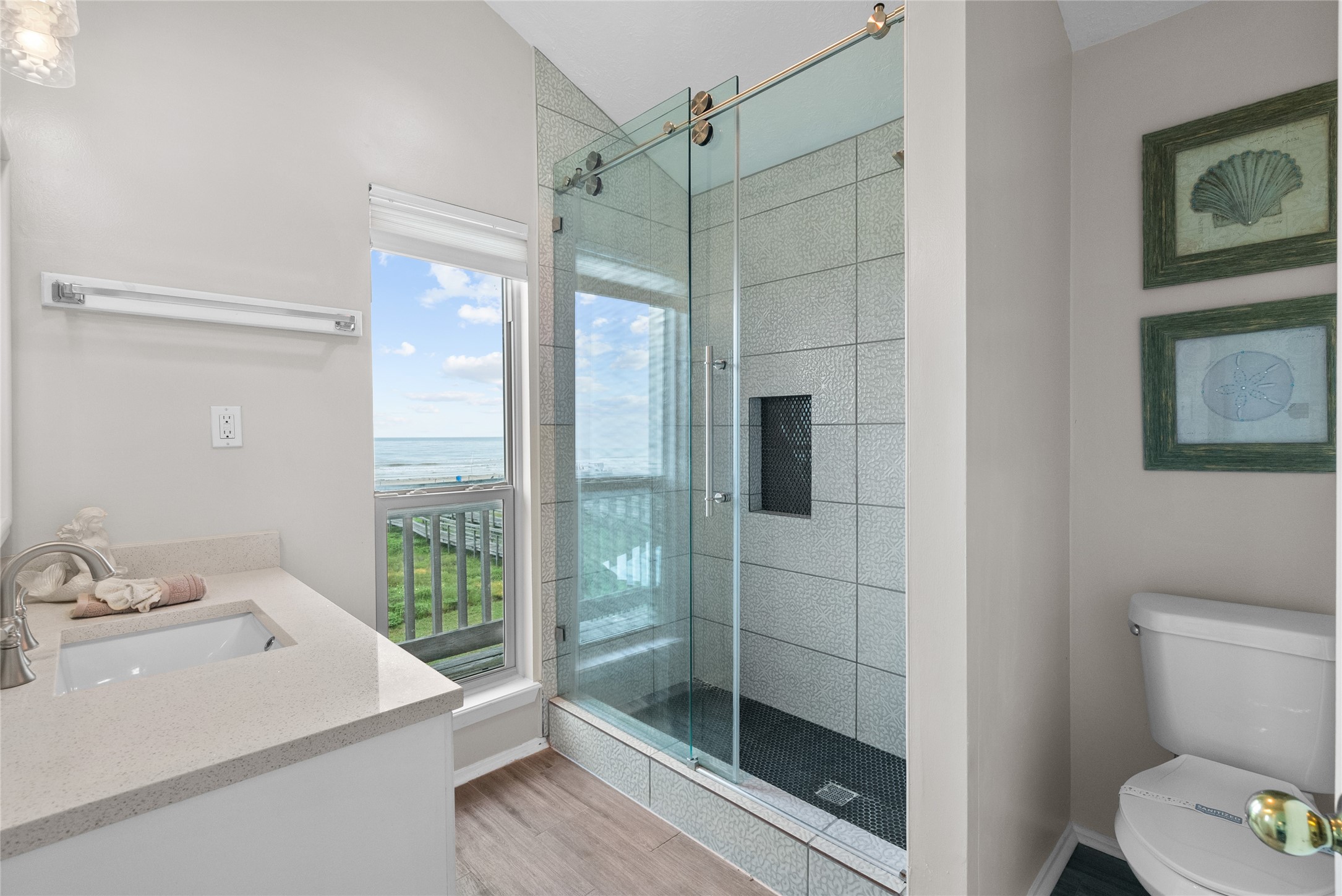 2406 Blue Water Highway Property Photo 20