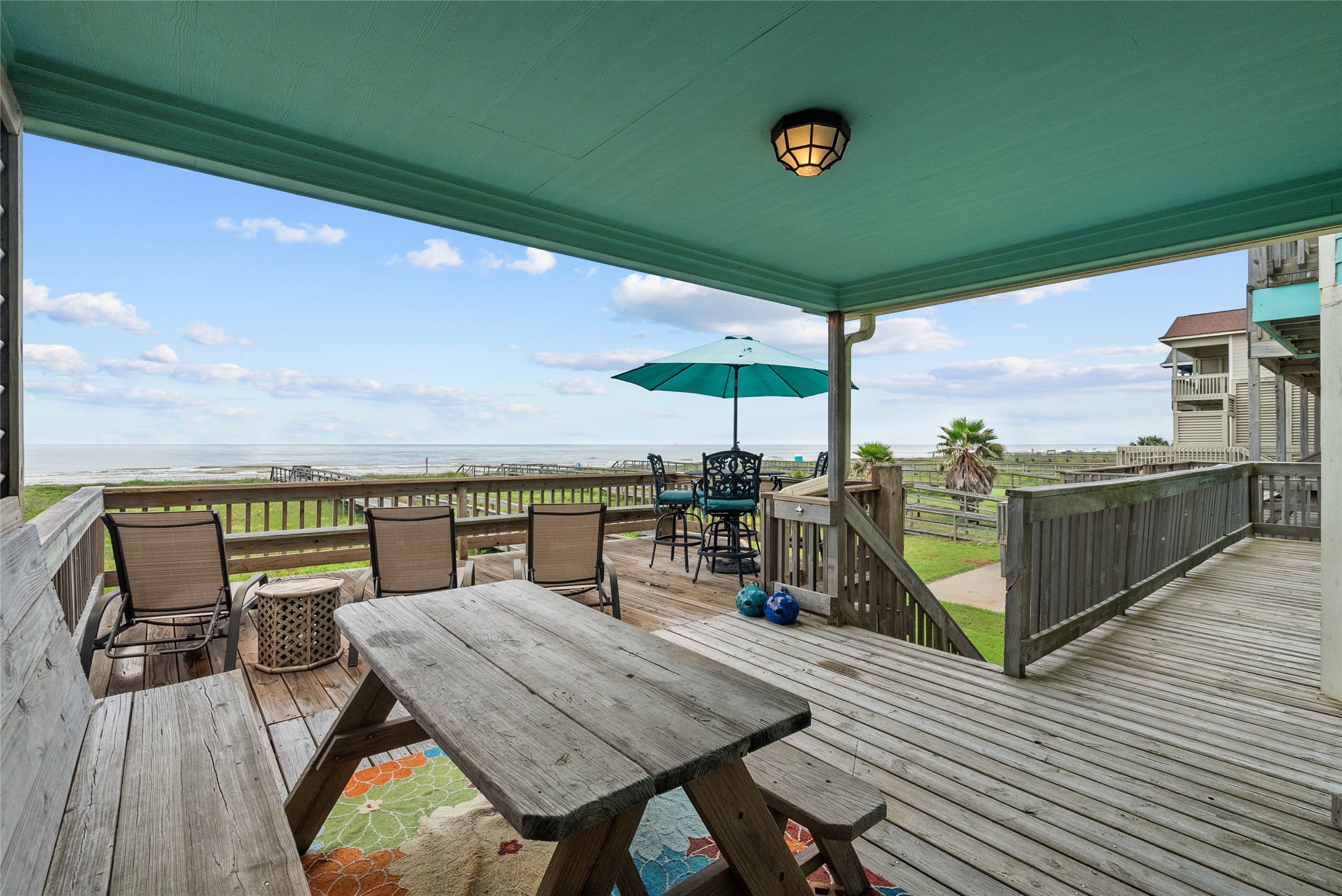 2406 Blue Water Highway Property Photo 27