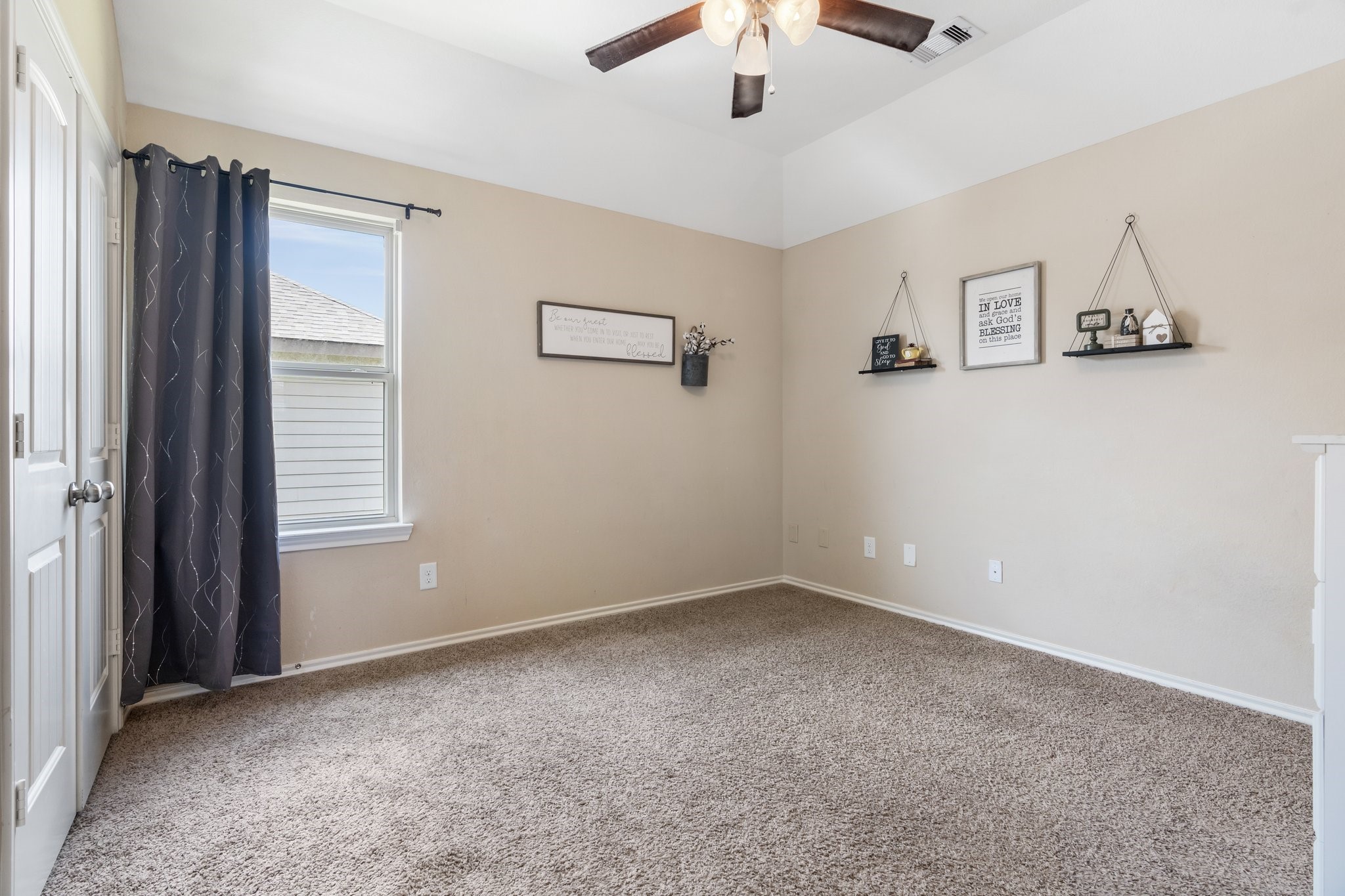 8342 Broadleaf Avenue Property Photo 24