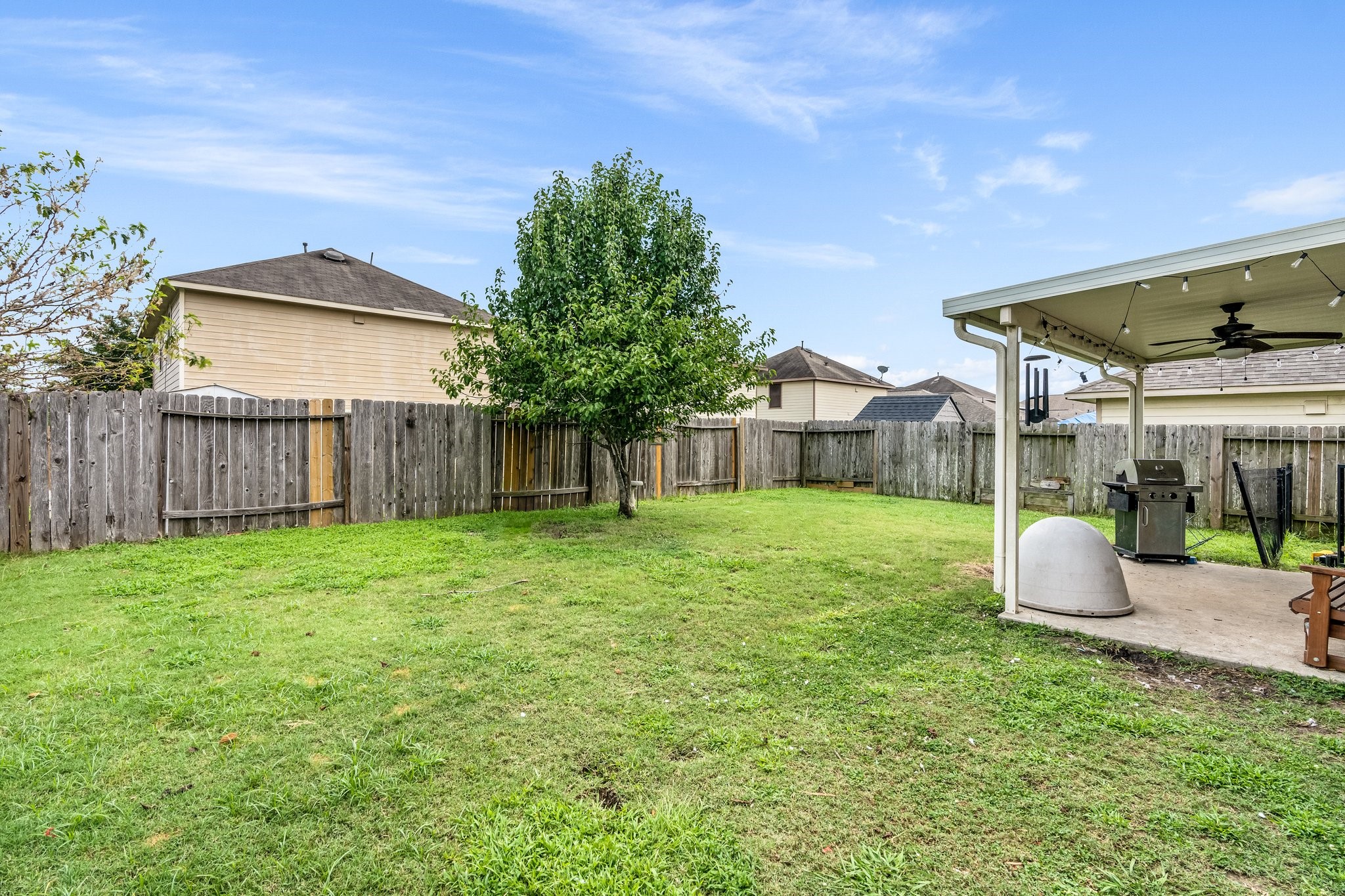 8342 Broadleaf Avenue Property Photo 28
