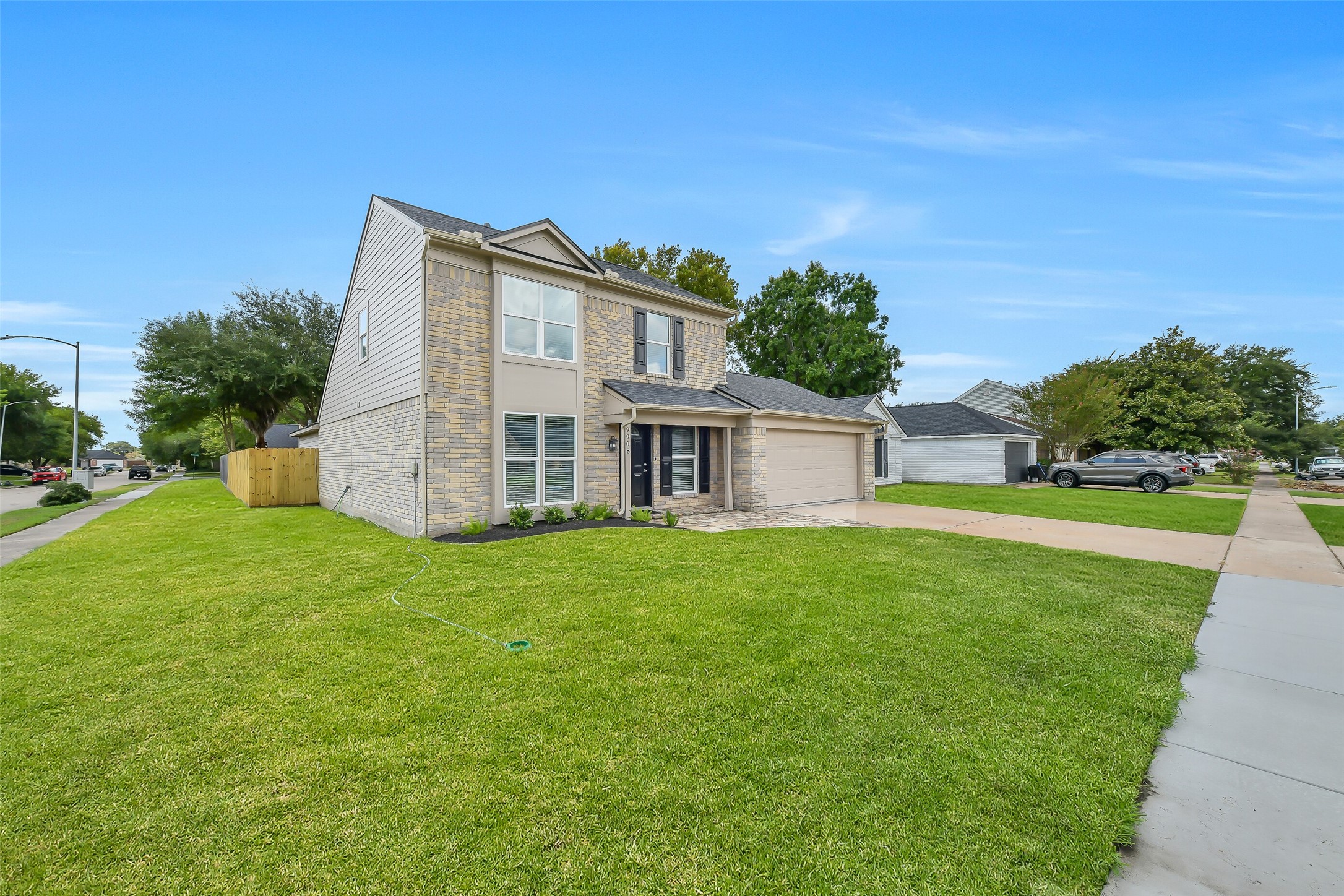 9908 Green Meadow Drive Property Photo 7