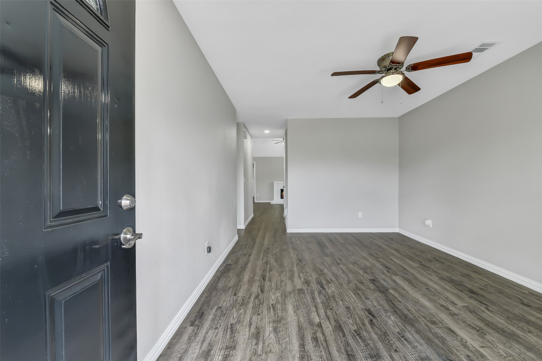 9908 Green Meadow Drive Property Photo 9