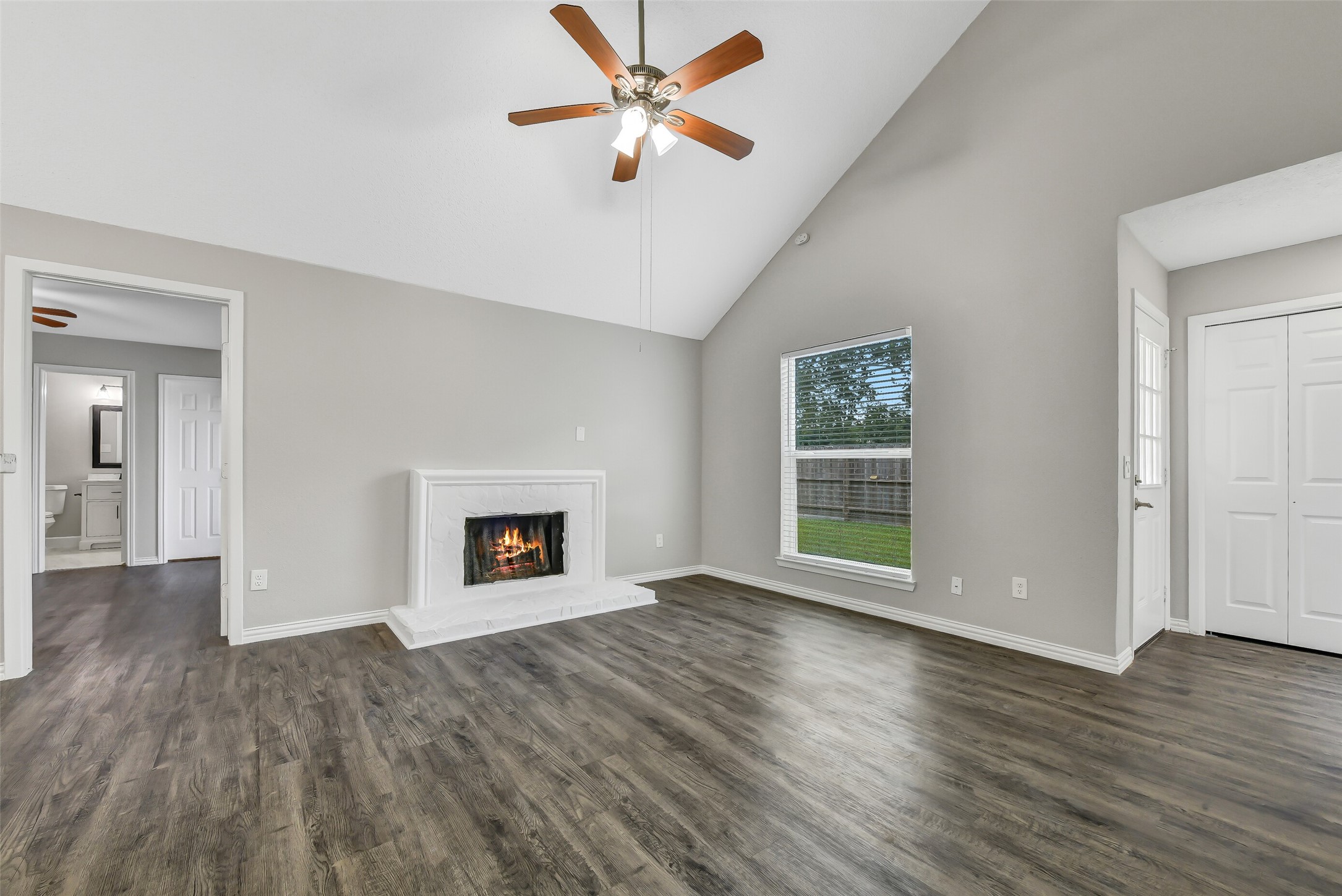 9908 Green Meadow Drive Property Photo 12