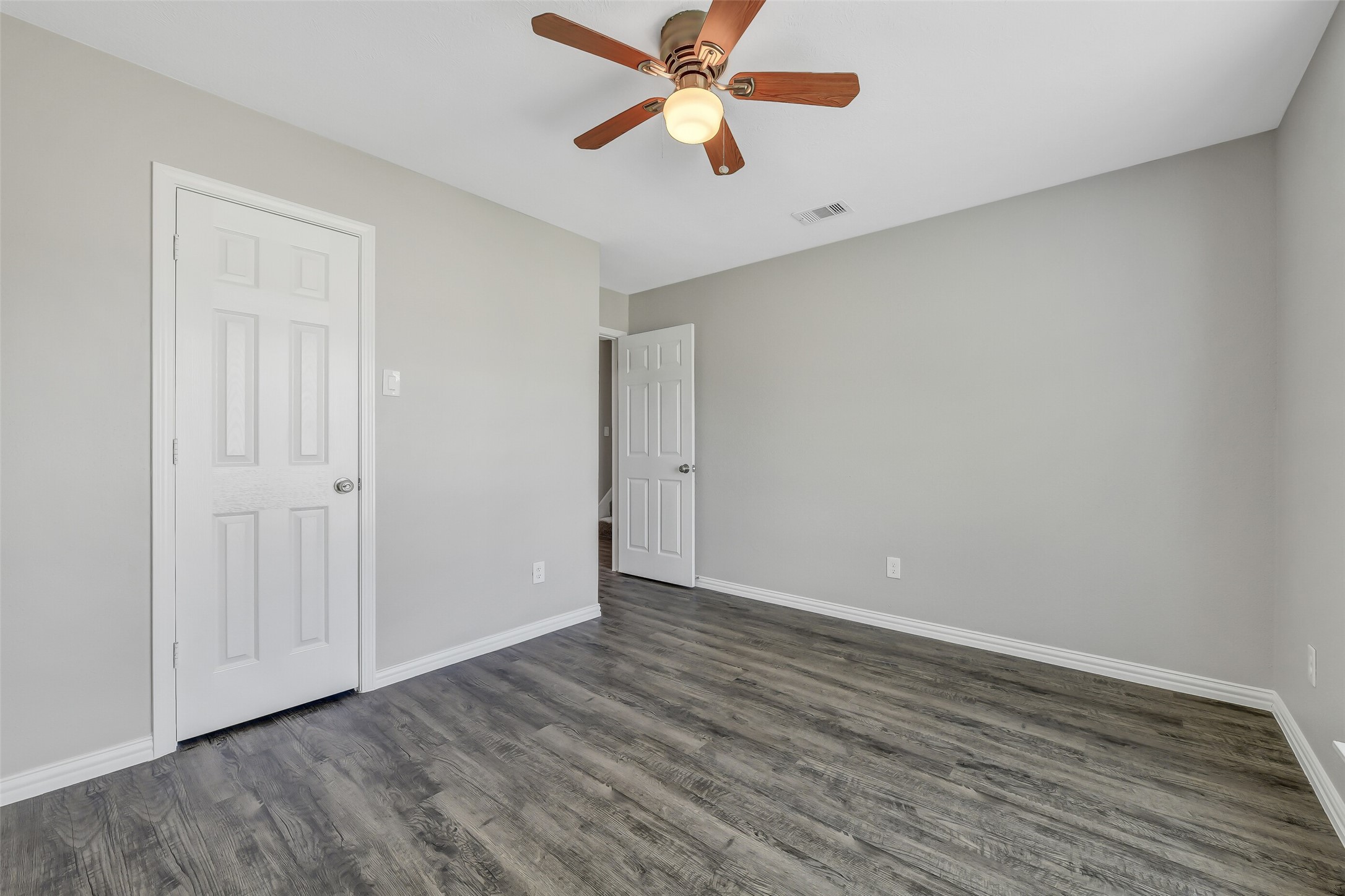 9908 Green Meadow Drive Property Photo 26