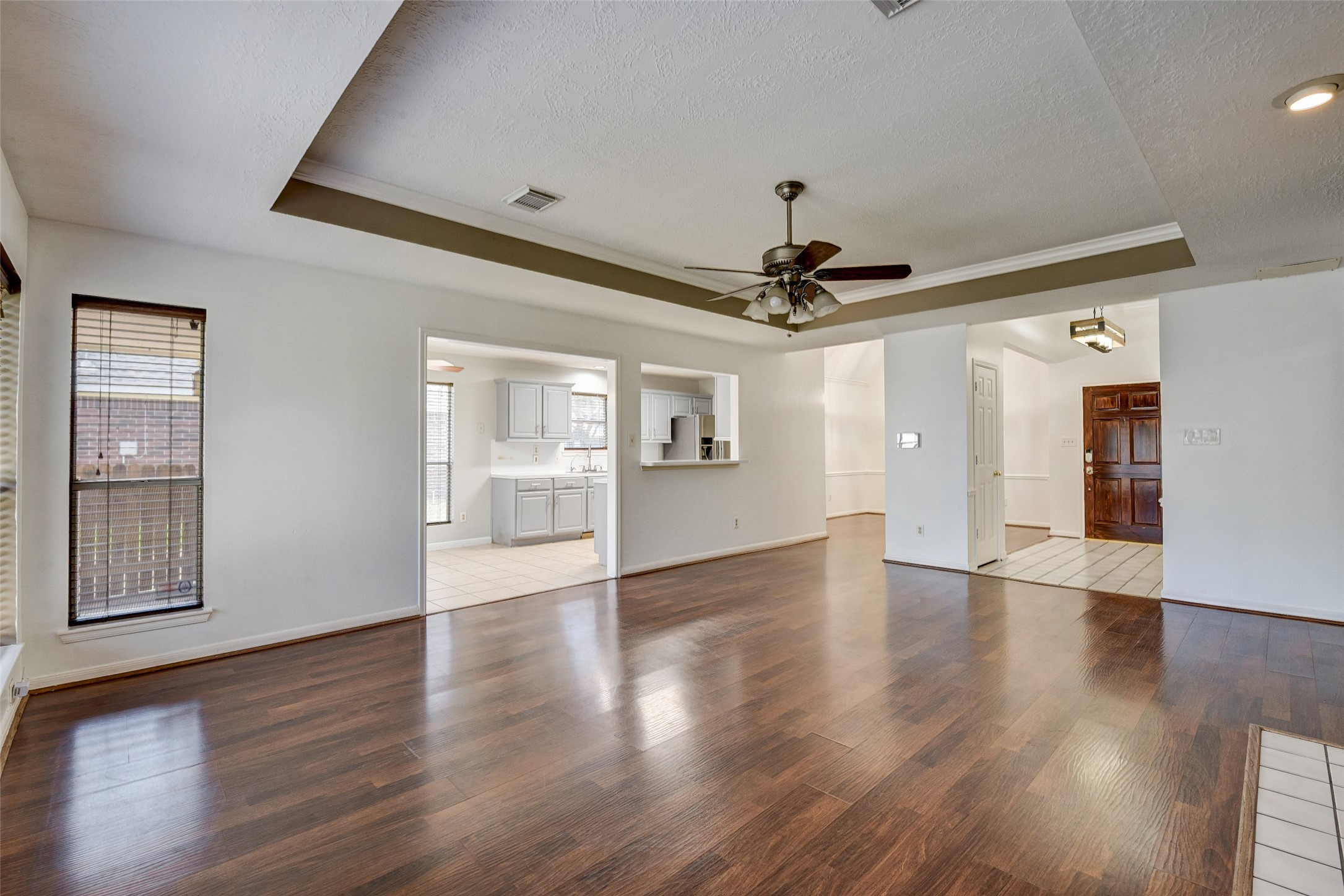 6123 Old Farmhouse Lane Property Photo 6