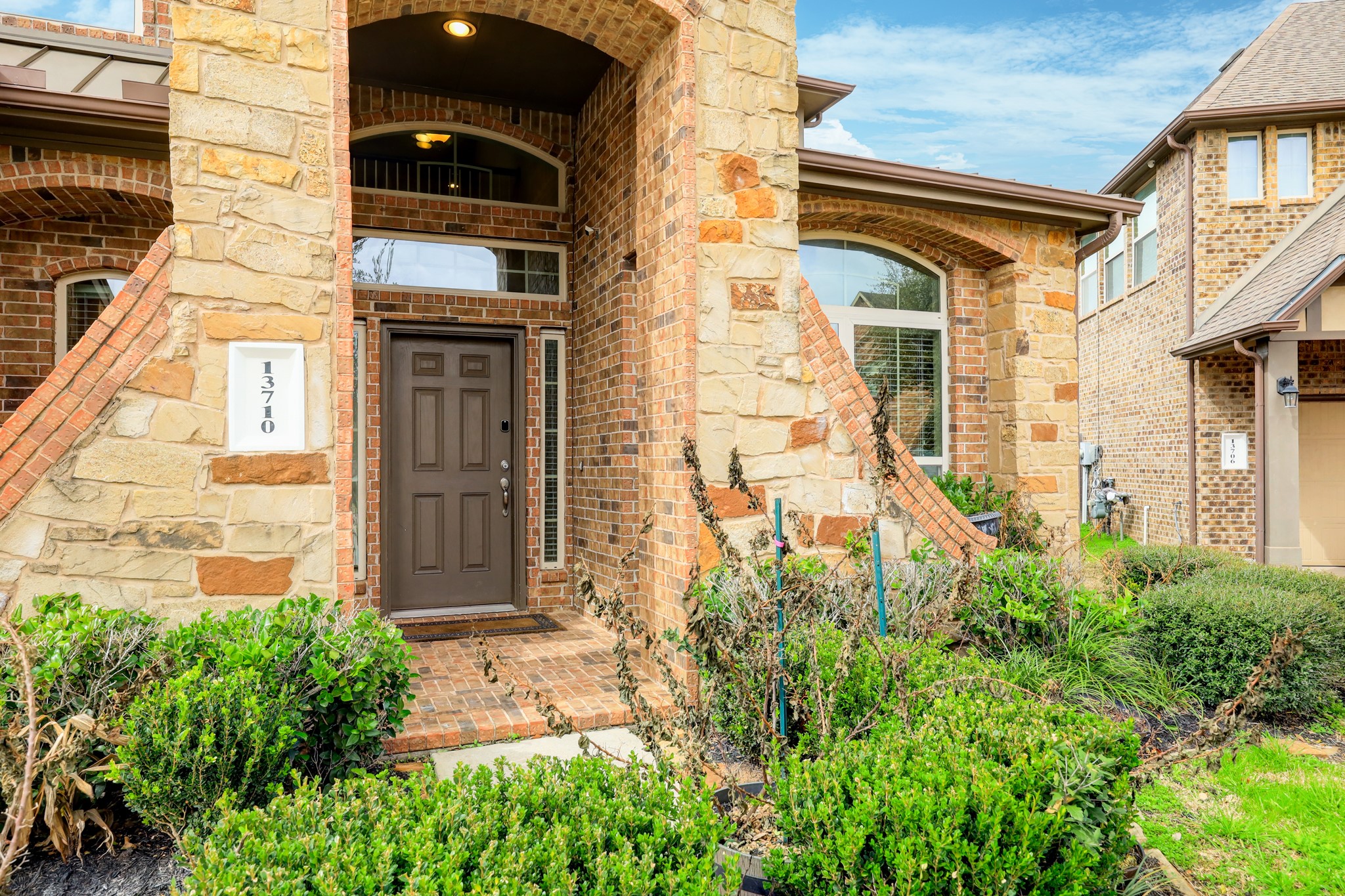 13710 Culloden Court Property Photo 4