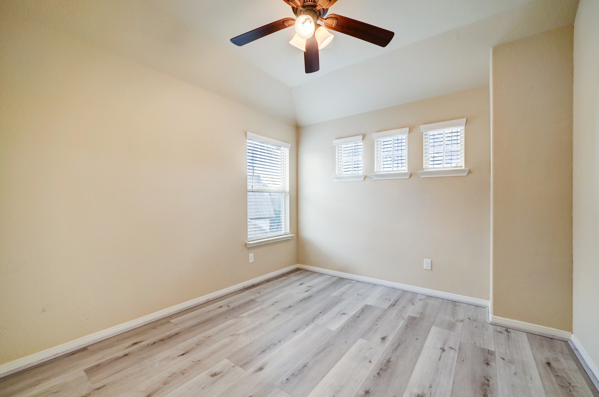 13710 Culloden Court Property Photo 26