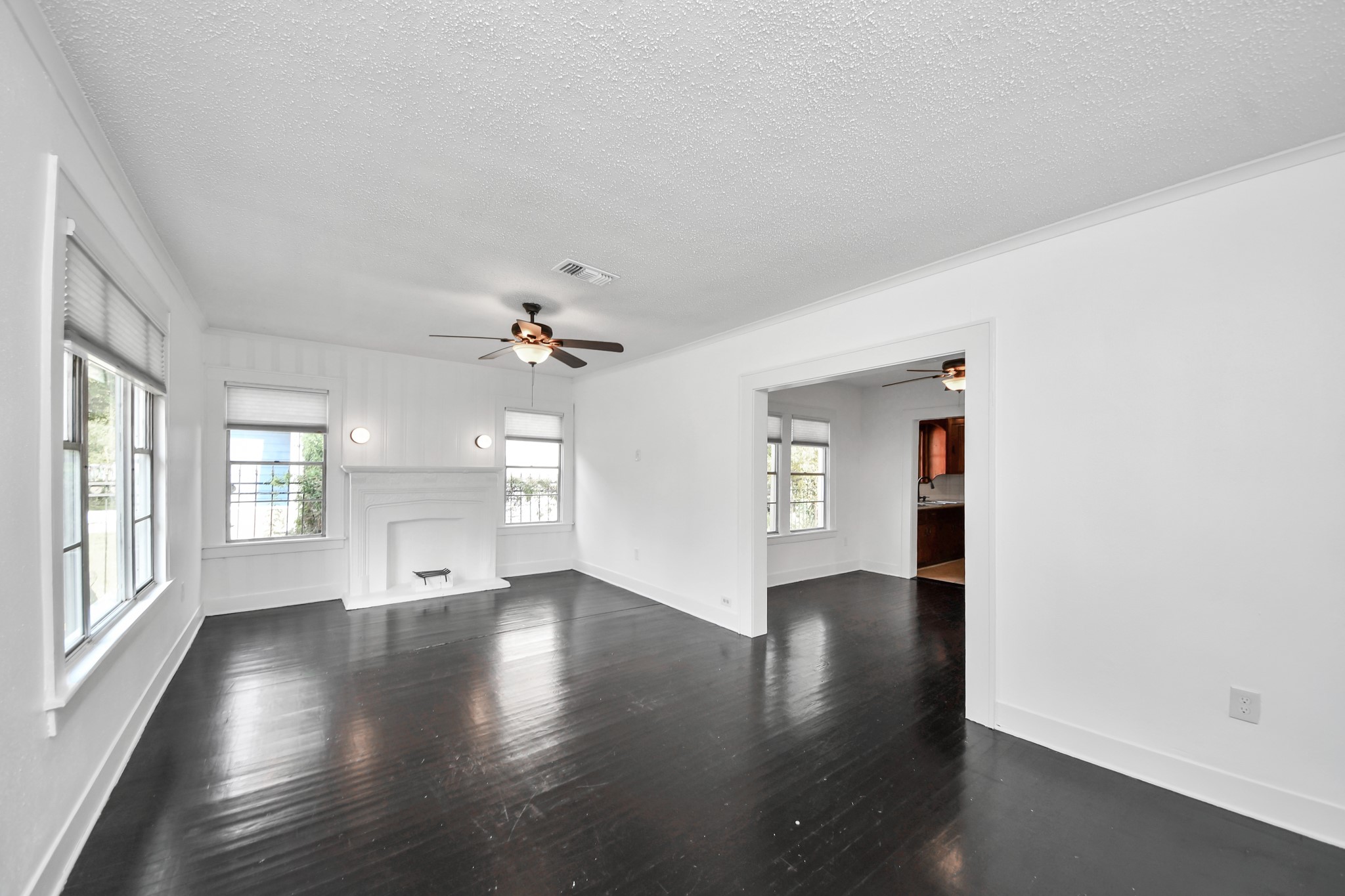 5645 Barremore Street Property Photo 4
