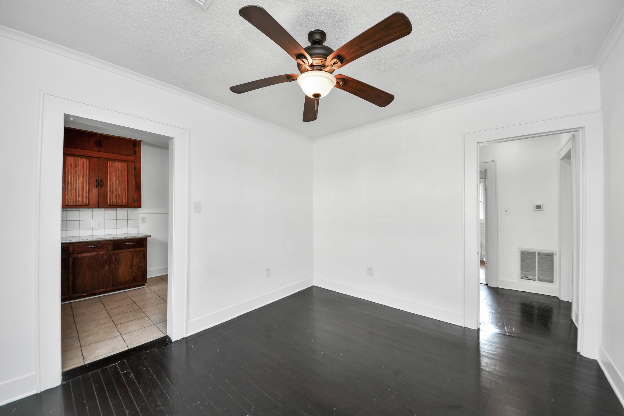 5645 Barremore Street Property Photo 9