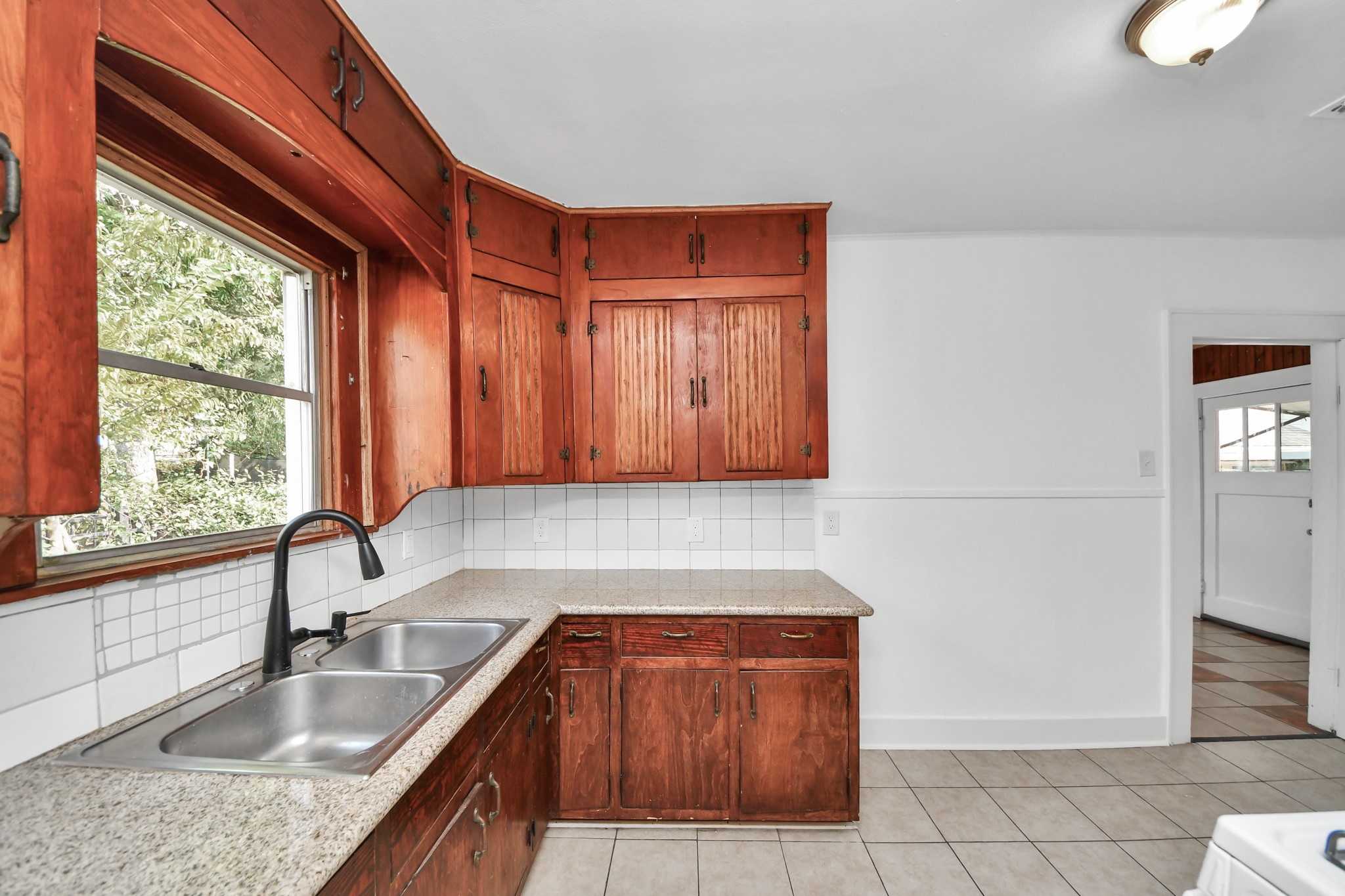 5645 Barremore Street Property Photo 10
