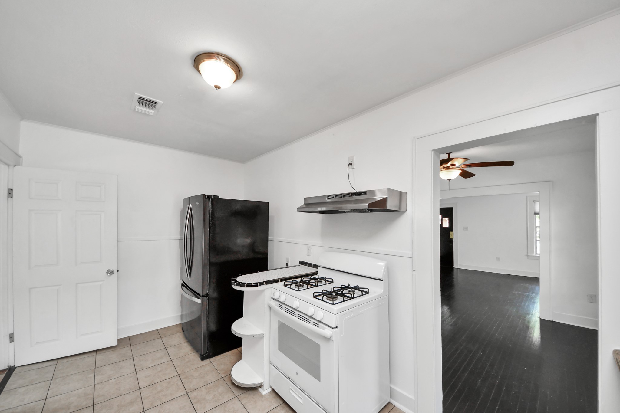 5645 Barremore Street Property Photo 12