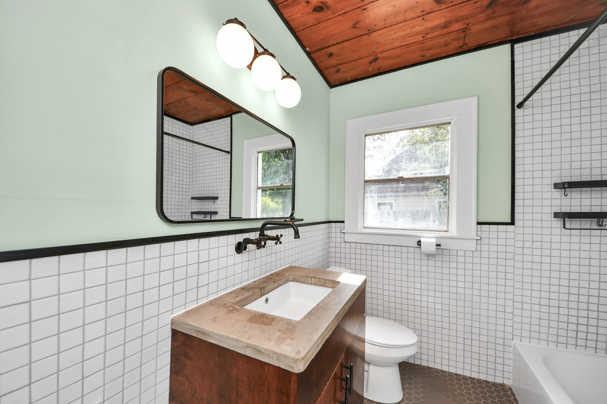 5645 Barremore Street Property Photo 20