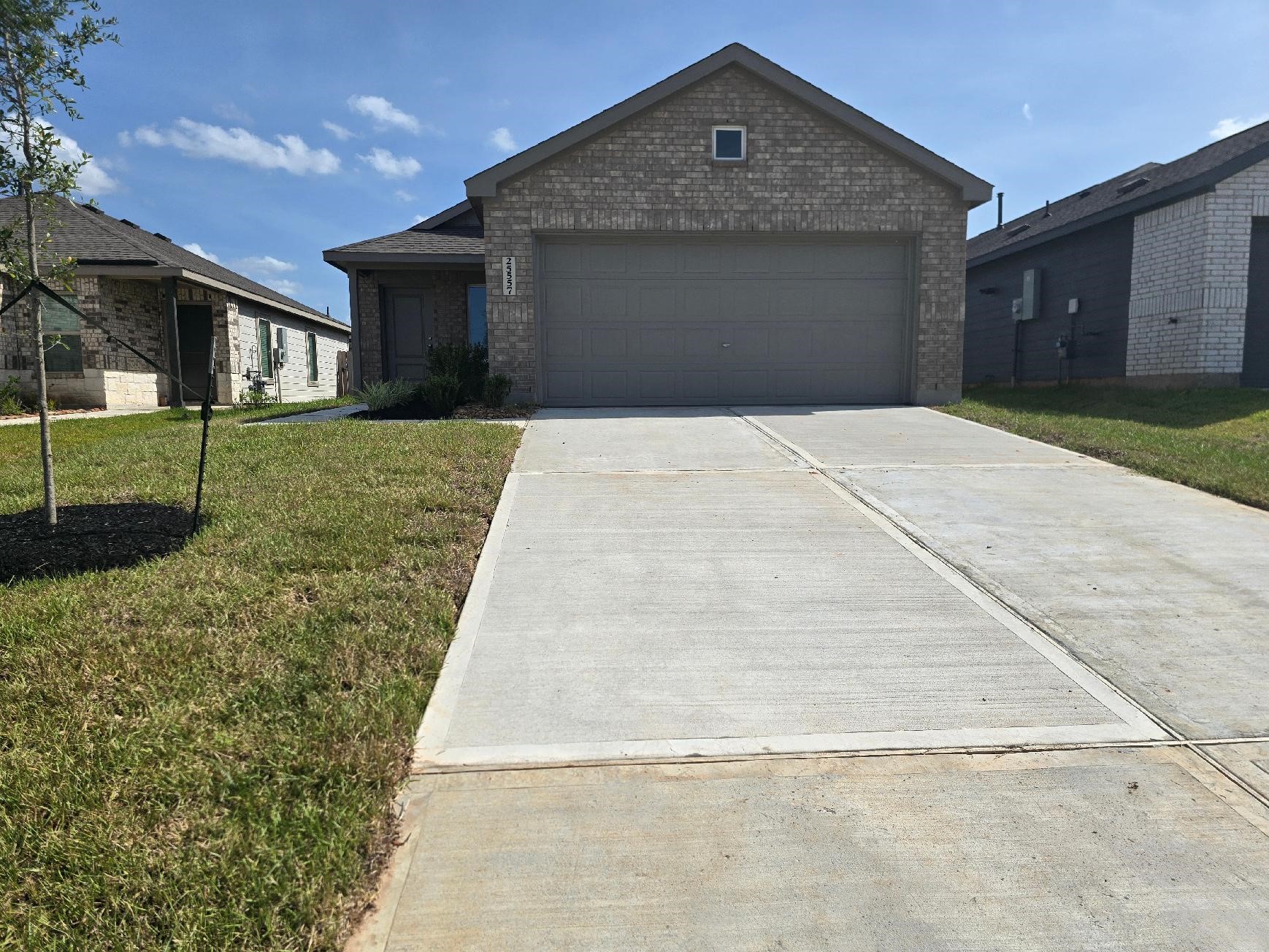 25557 Blossom Court Property Photo 1