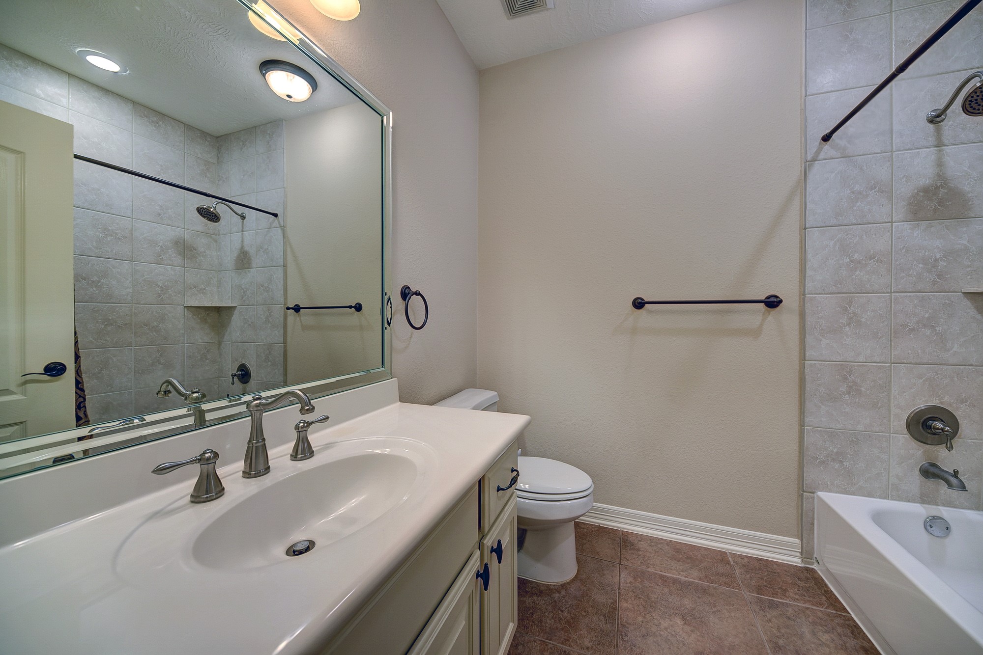 324 Howard Street Property Photo 27
