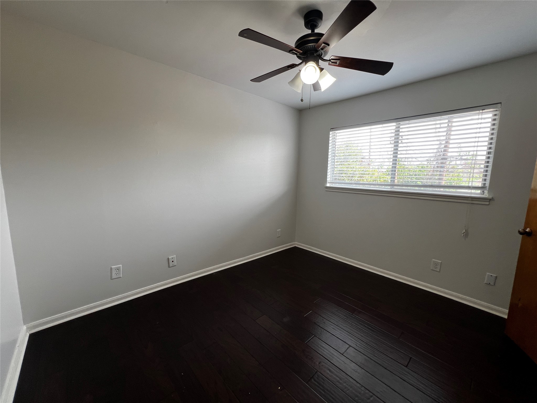 10652 Hazelhurst Drive 29 Property Photo 11