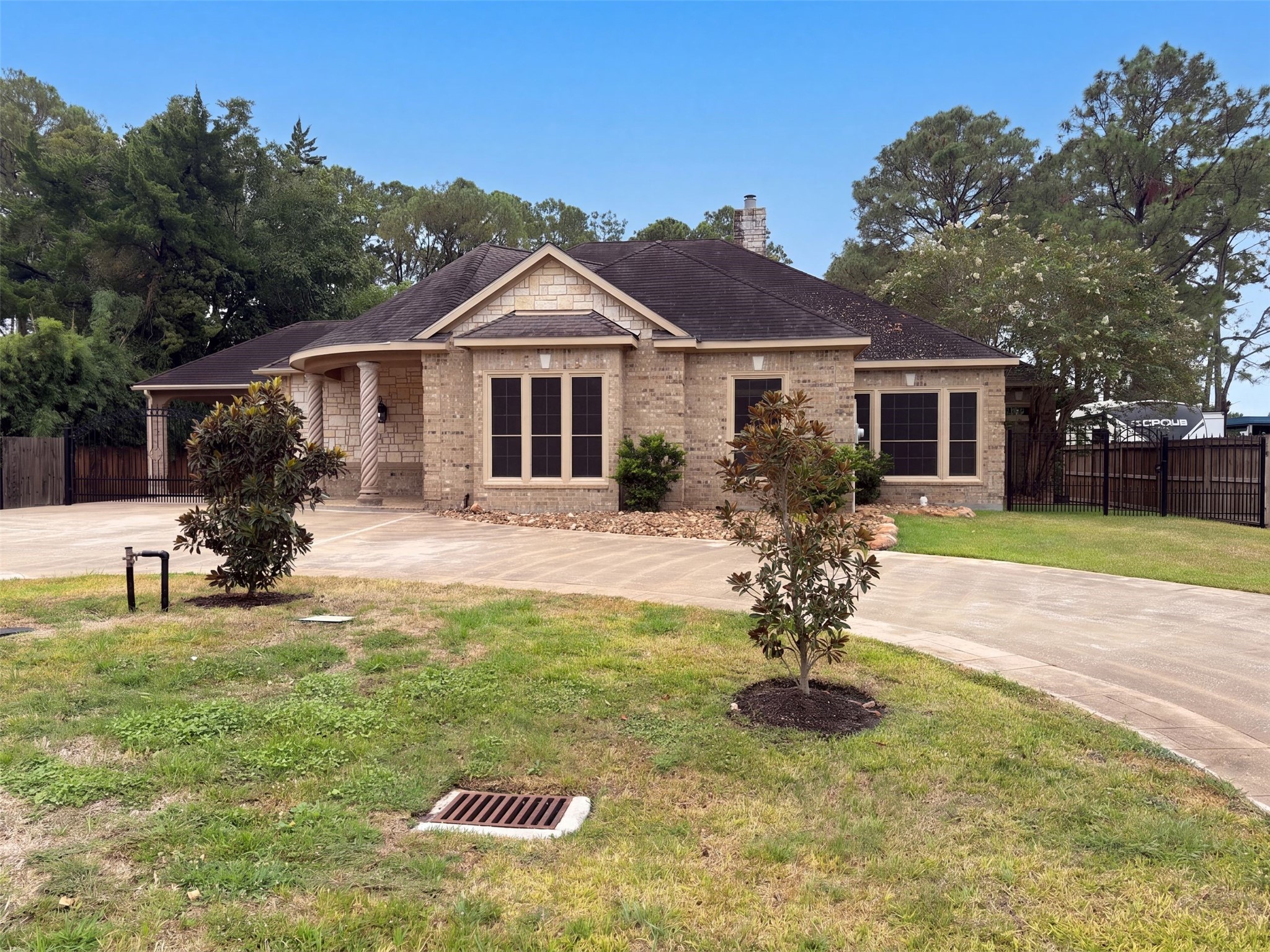 1005 Lewis Drive Property Photo 6