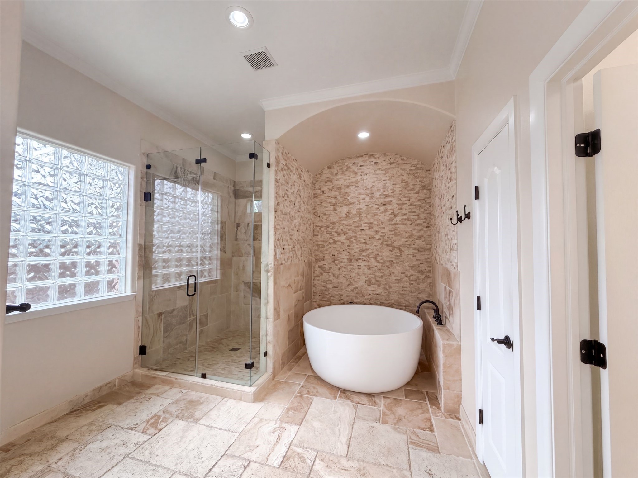 1005 Lewis Drive Property Photo 25
