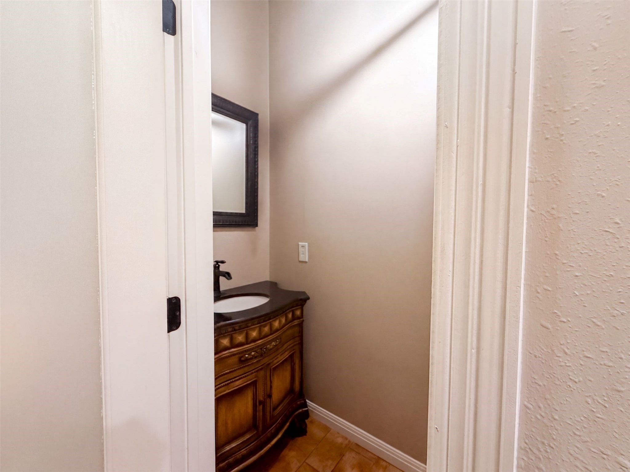 1005 Lewis Drive Property Photo 27