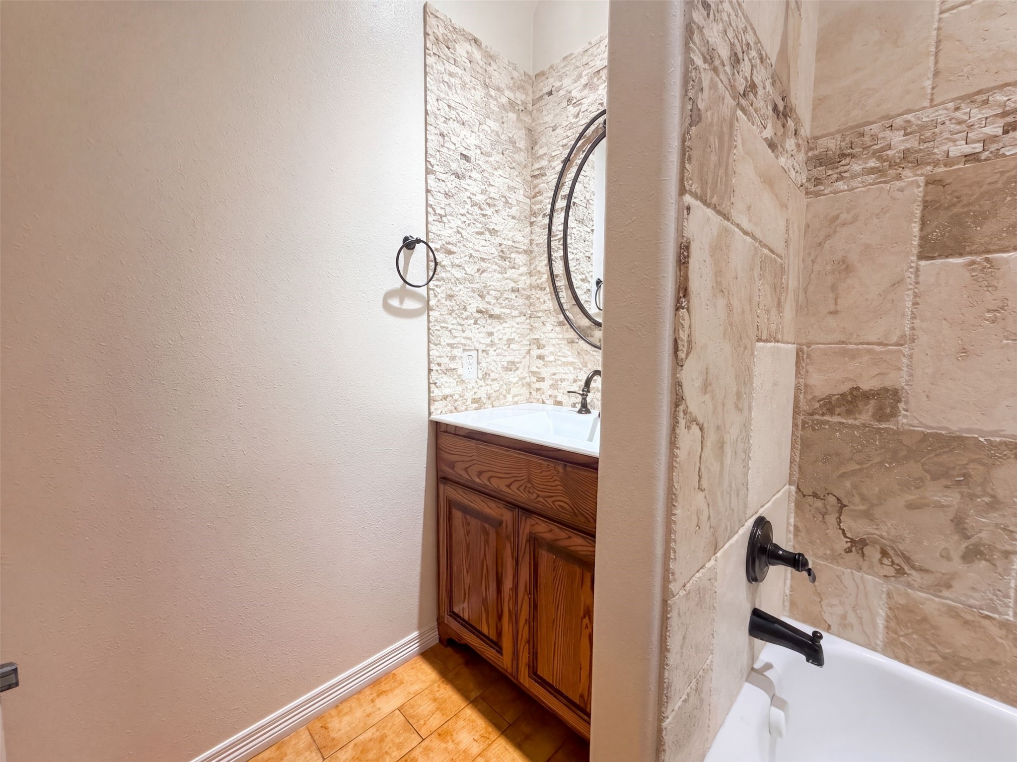 1005 Lewis Drive Property Photo 31