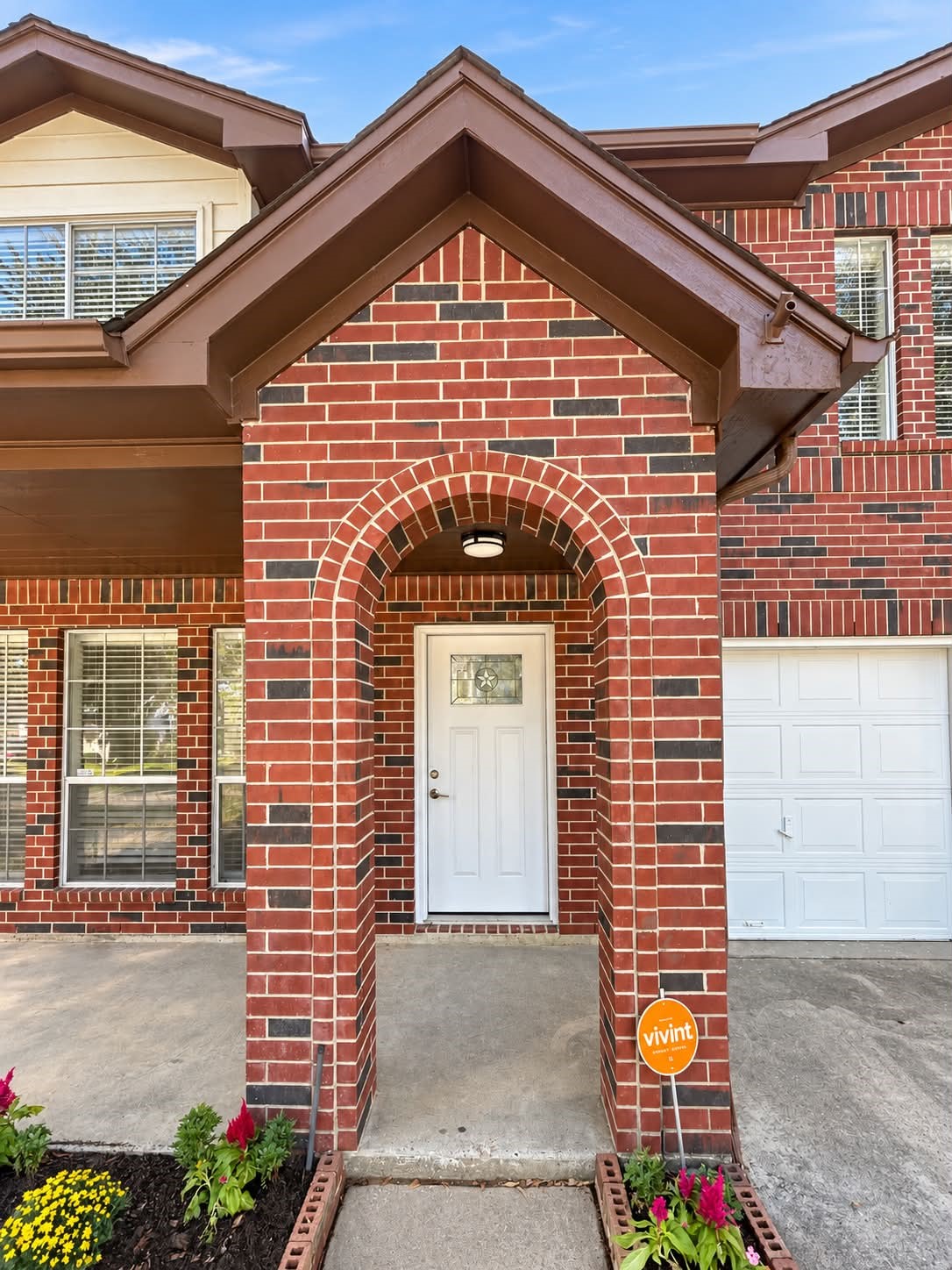 18131 Eganville Circle Property Photo 2
