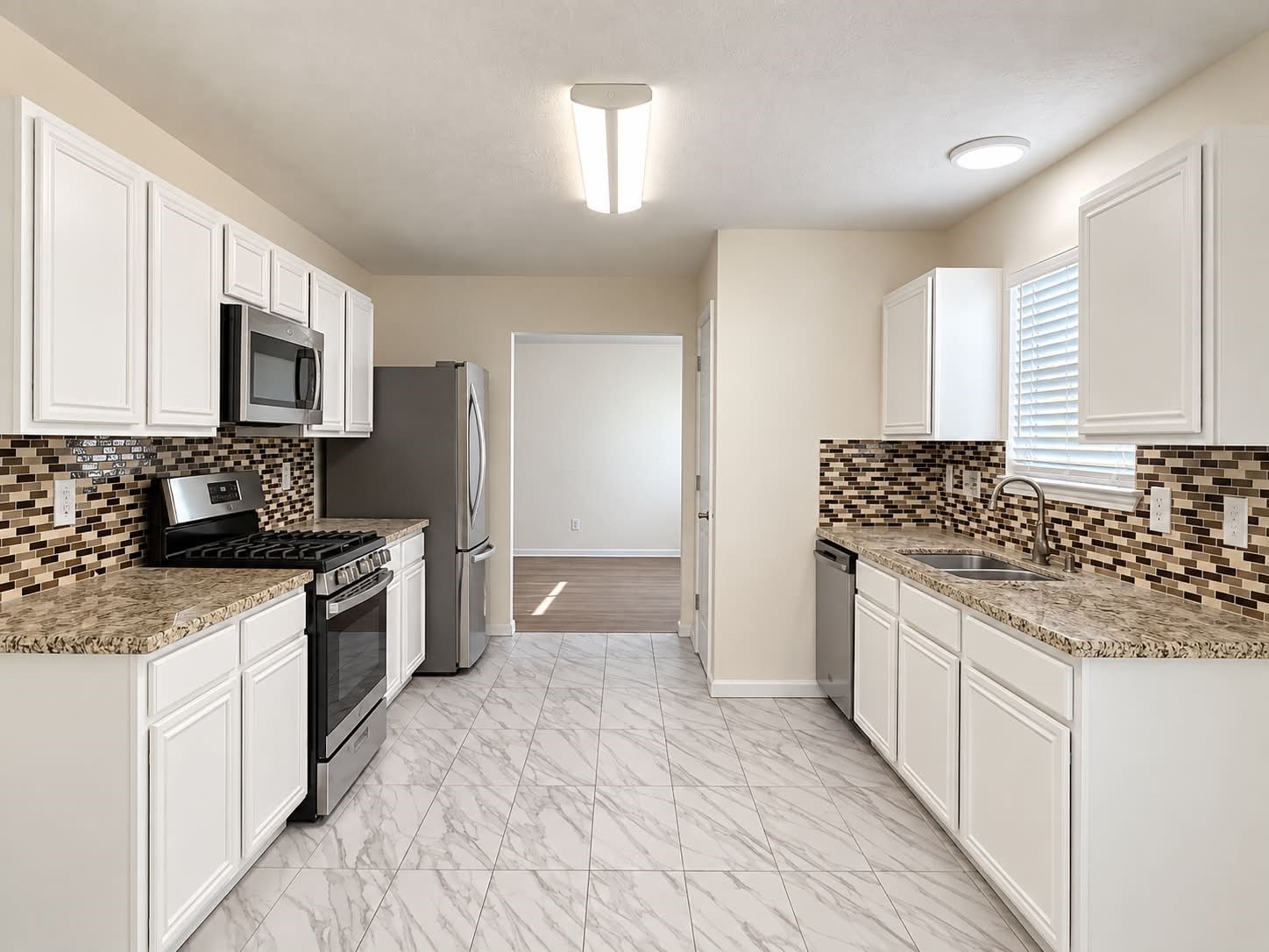 18131 Eganville Circle Property Photo 10