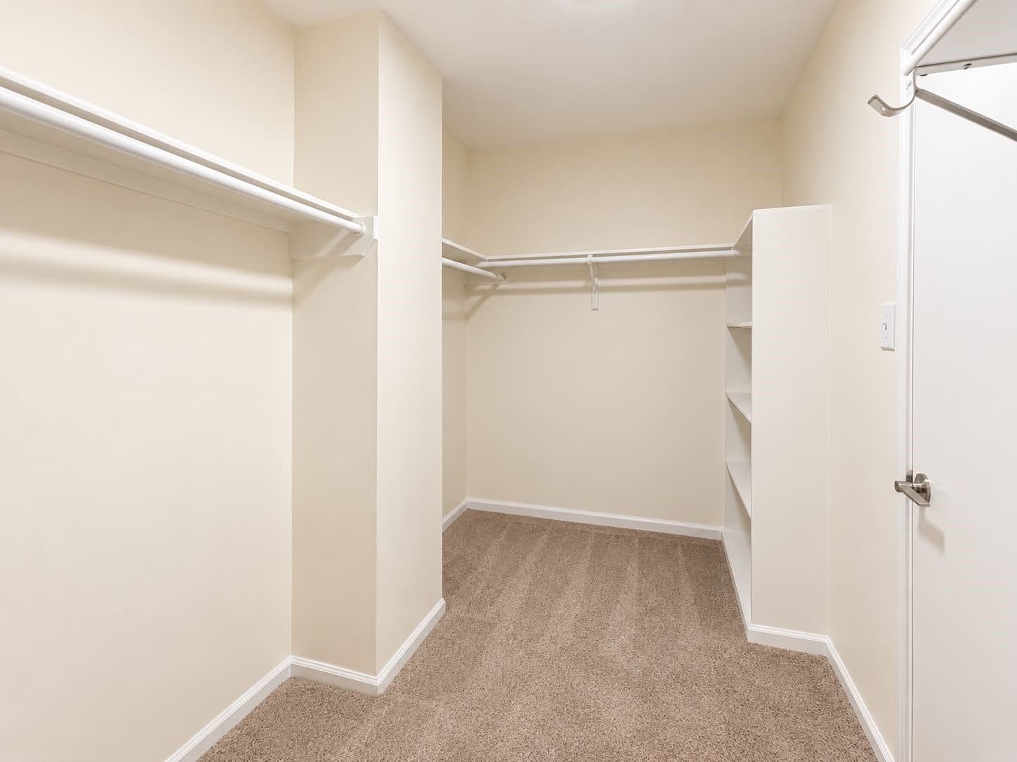 18131 Eganville Circle Property Photo 24