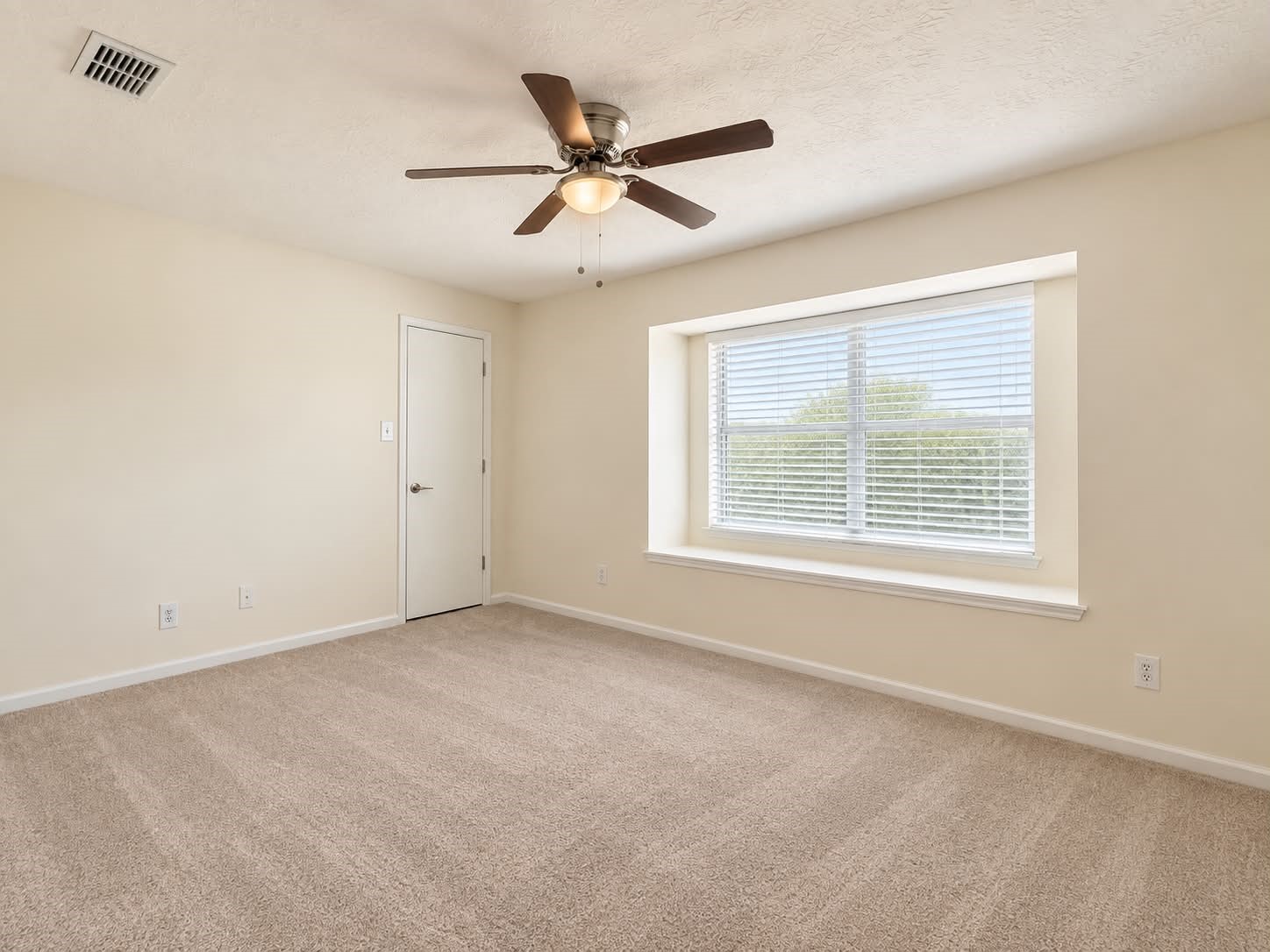 18131 Eganville Circle Property Photo 25