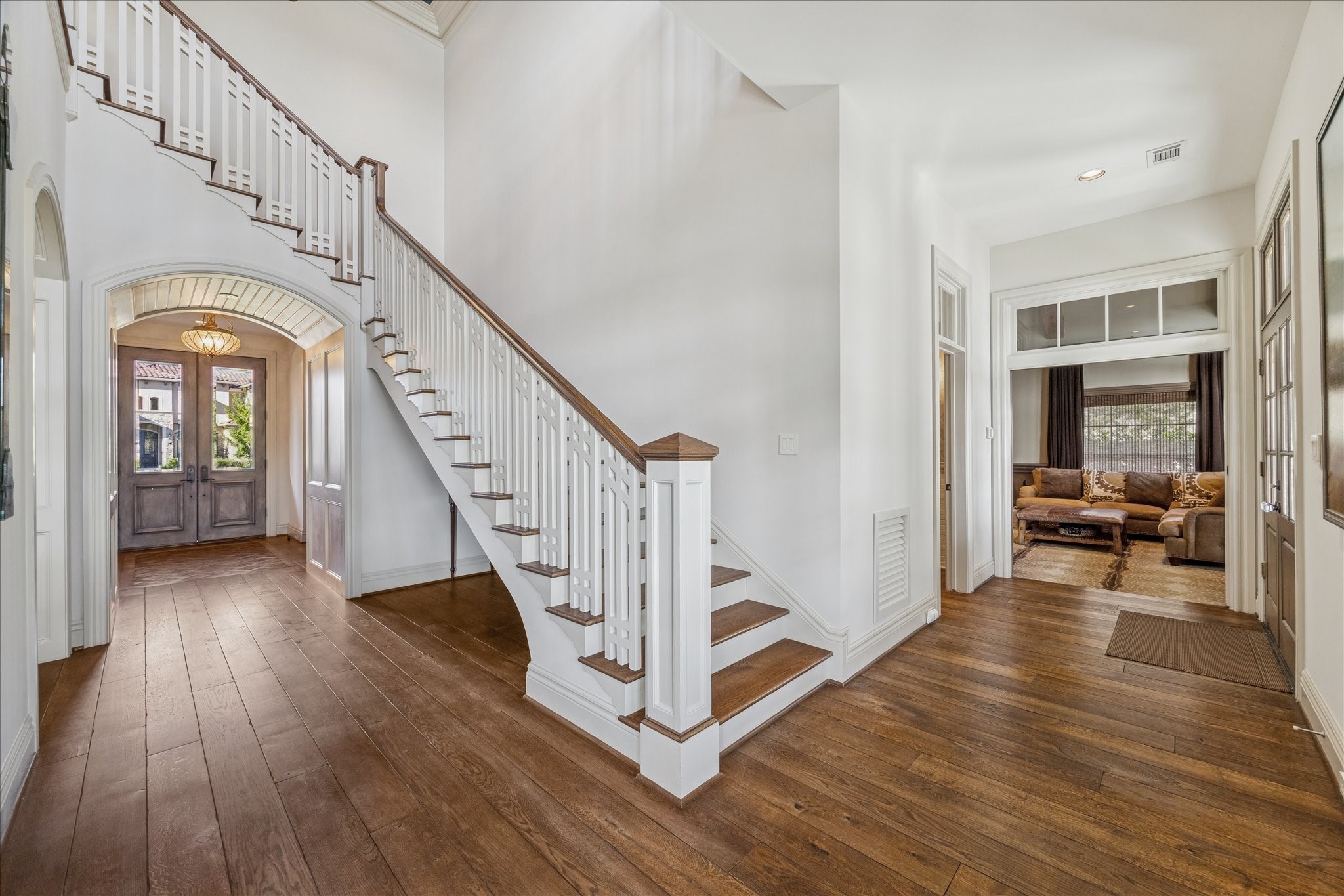 24 Miramar Heights Circle Property Photo 4