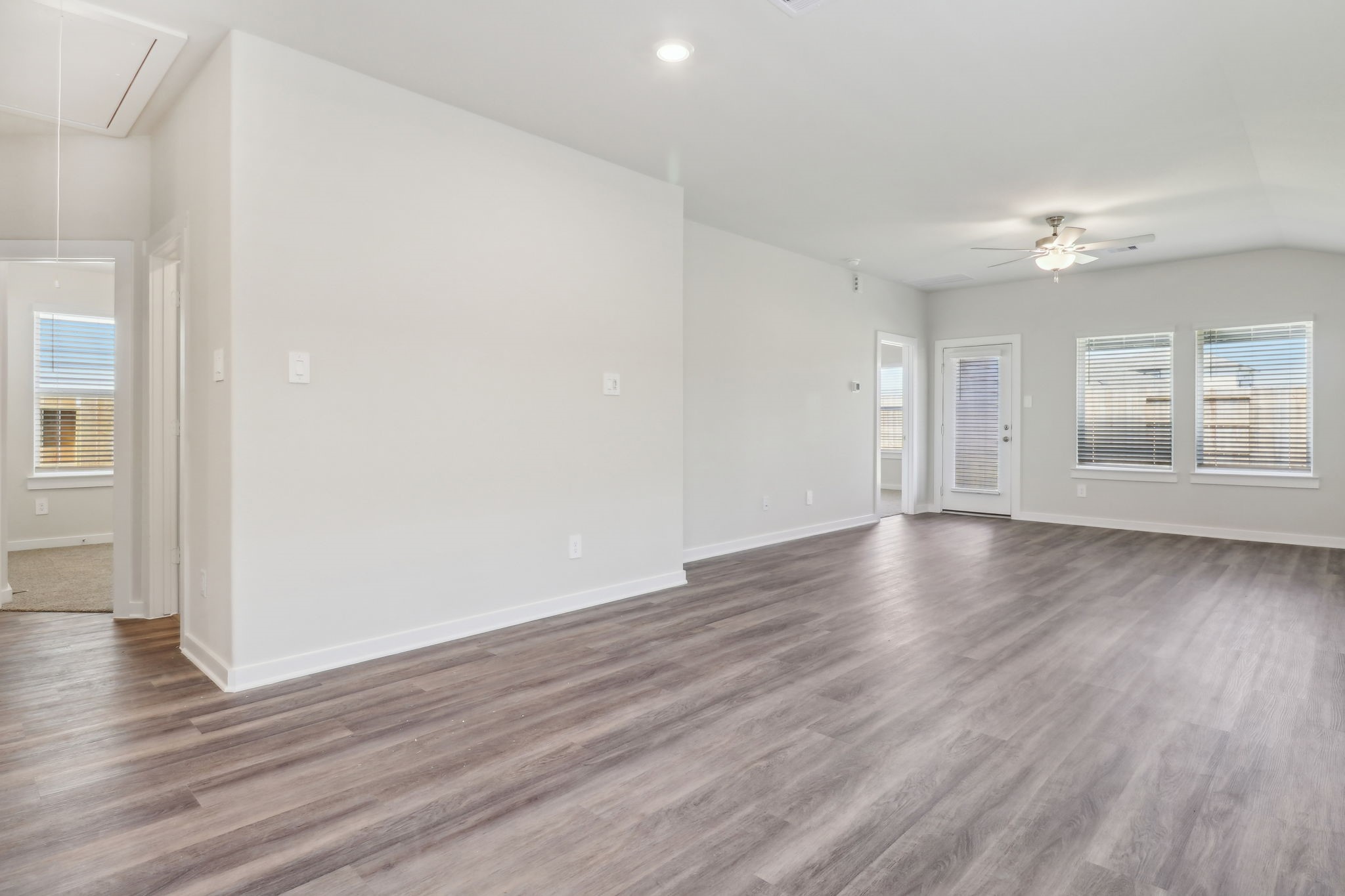 15553 Olive Terrace Trail Property Photo 5