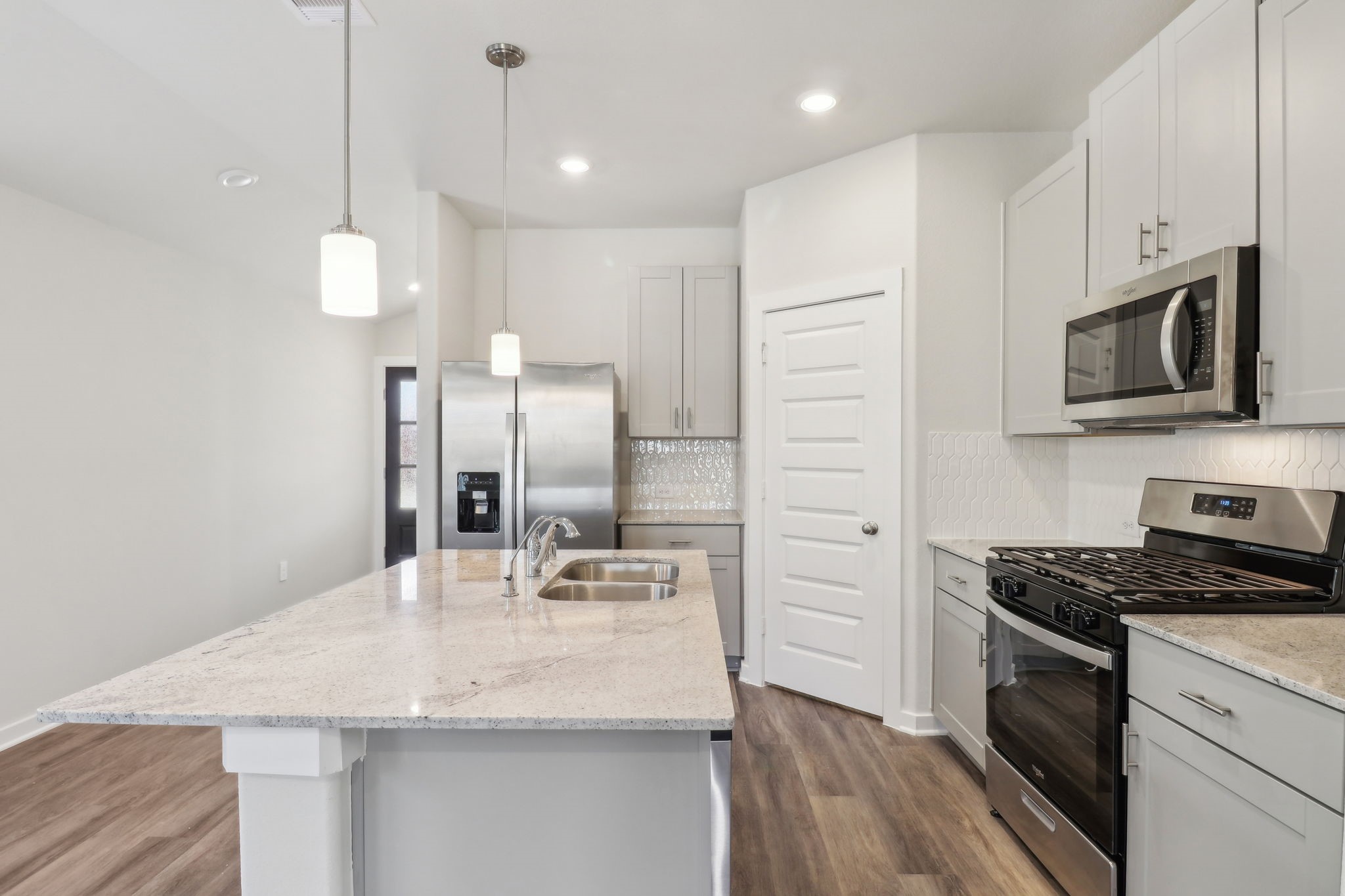 15553 Olive Terrace Trail Property Photo 12
