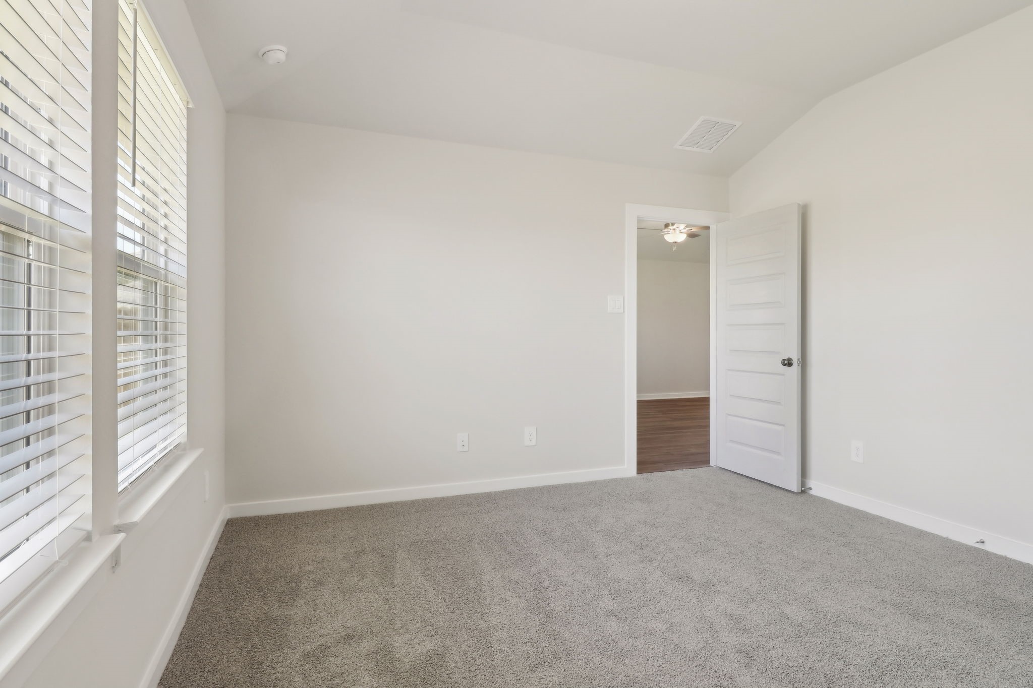 15553 Olive Terrace Trail Property Photo 17