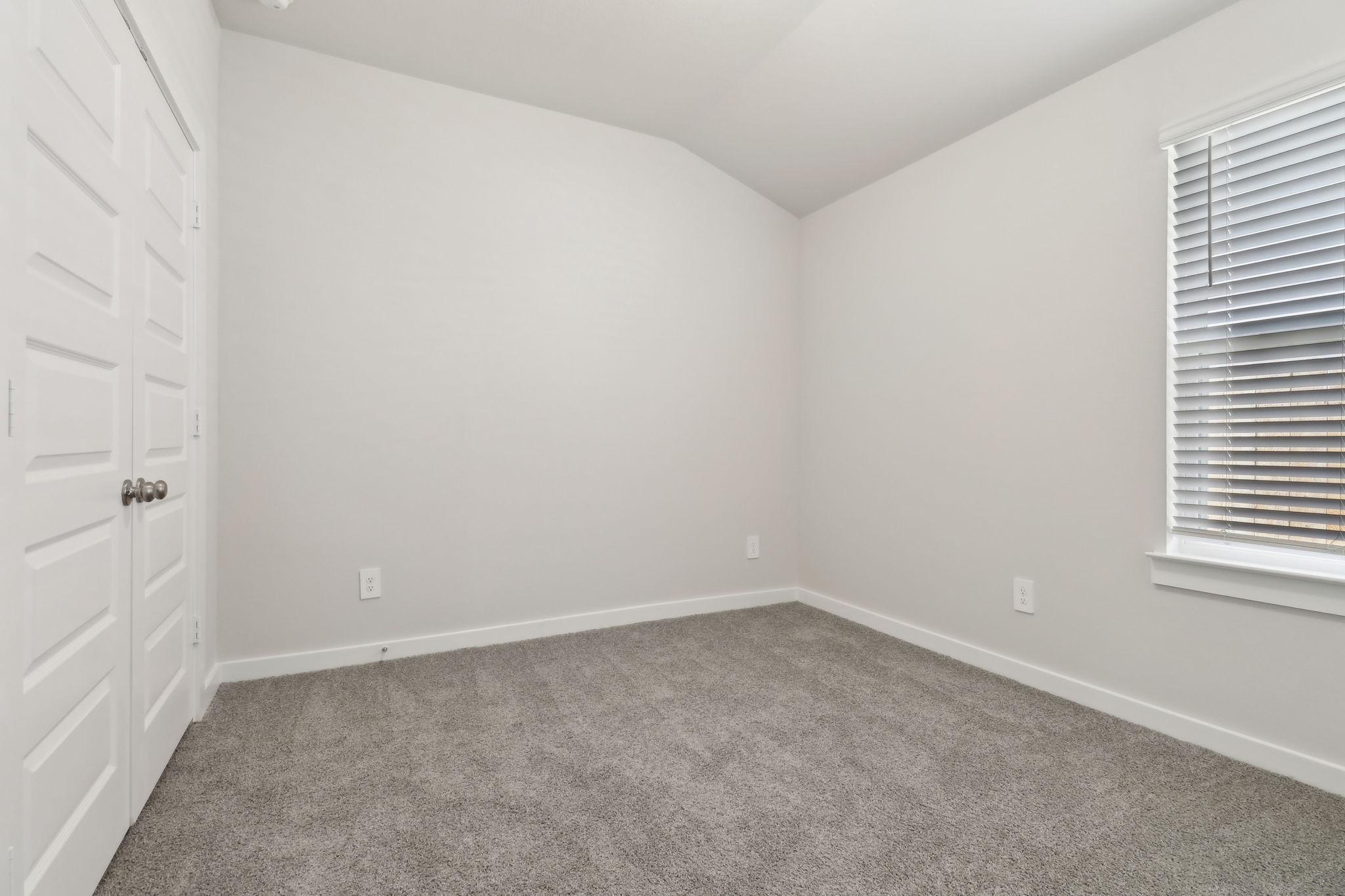 15553 Olive Terrace Trail Property Photo 24