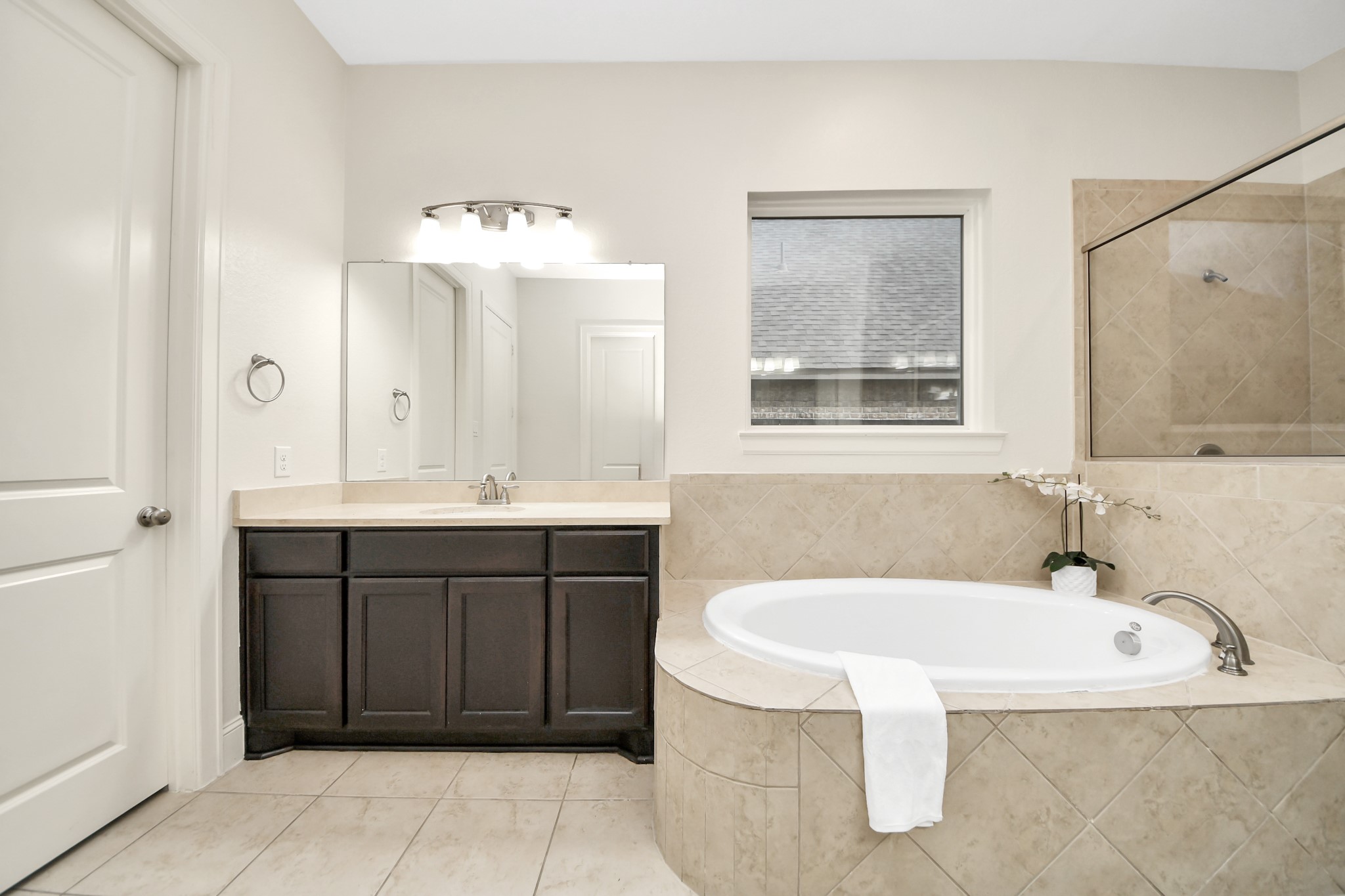 9814 Carver Drive Property Photo 13