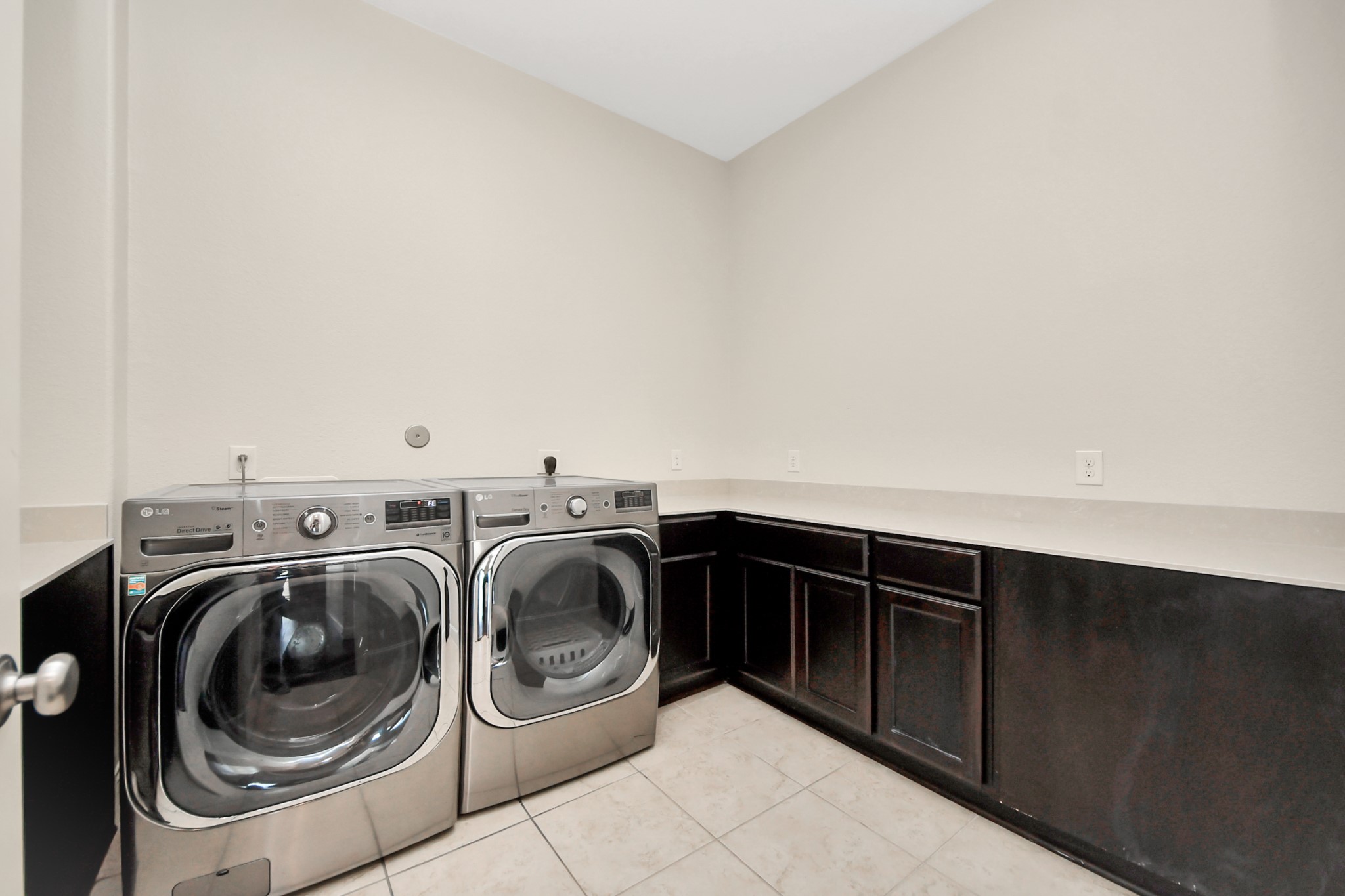 9814 Carver Drive Property Photo 19