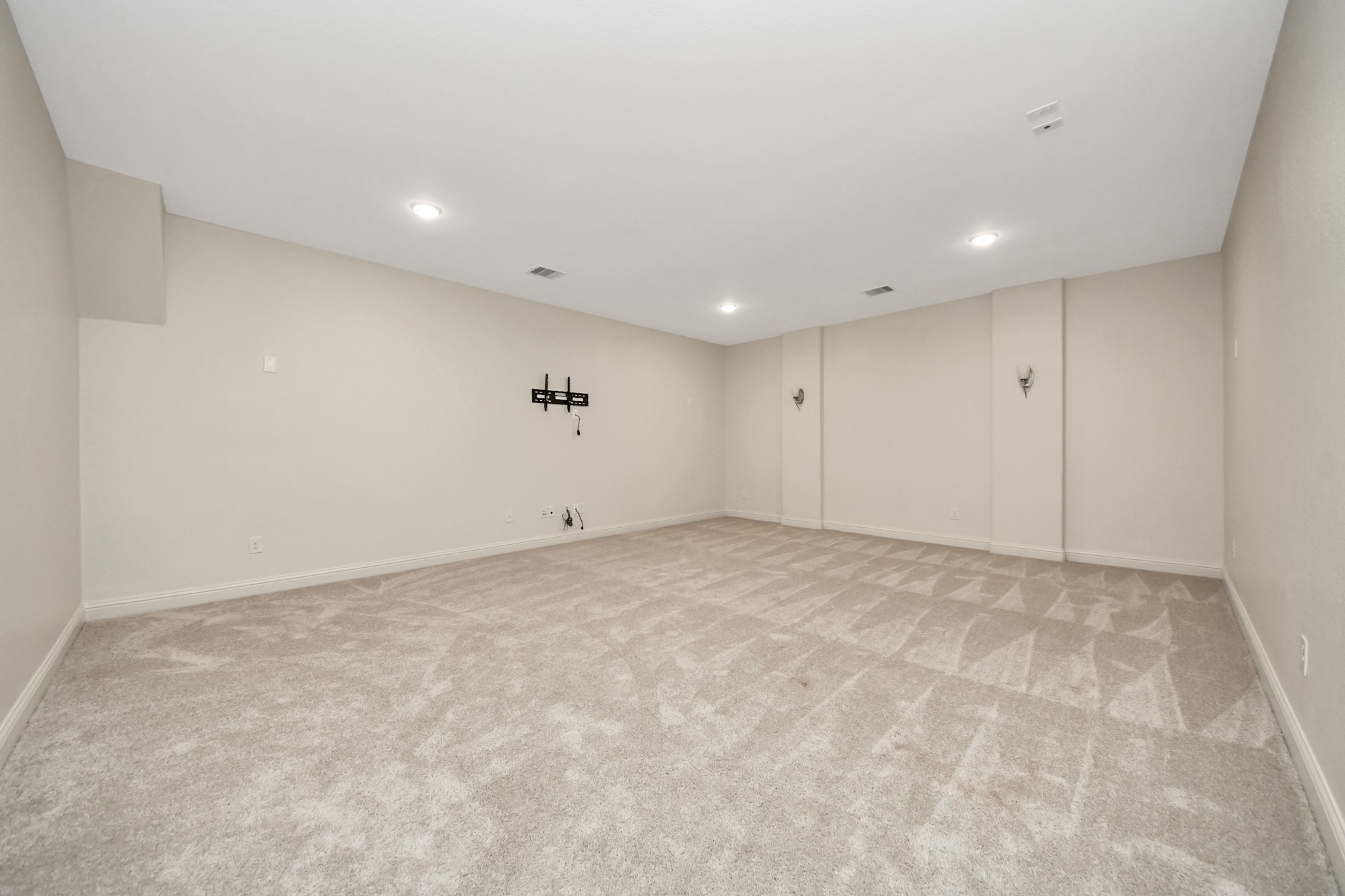 9814 Carver Drive Property Photo 21