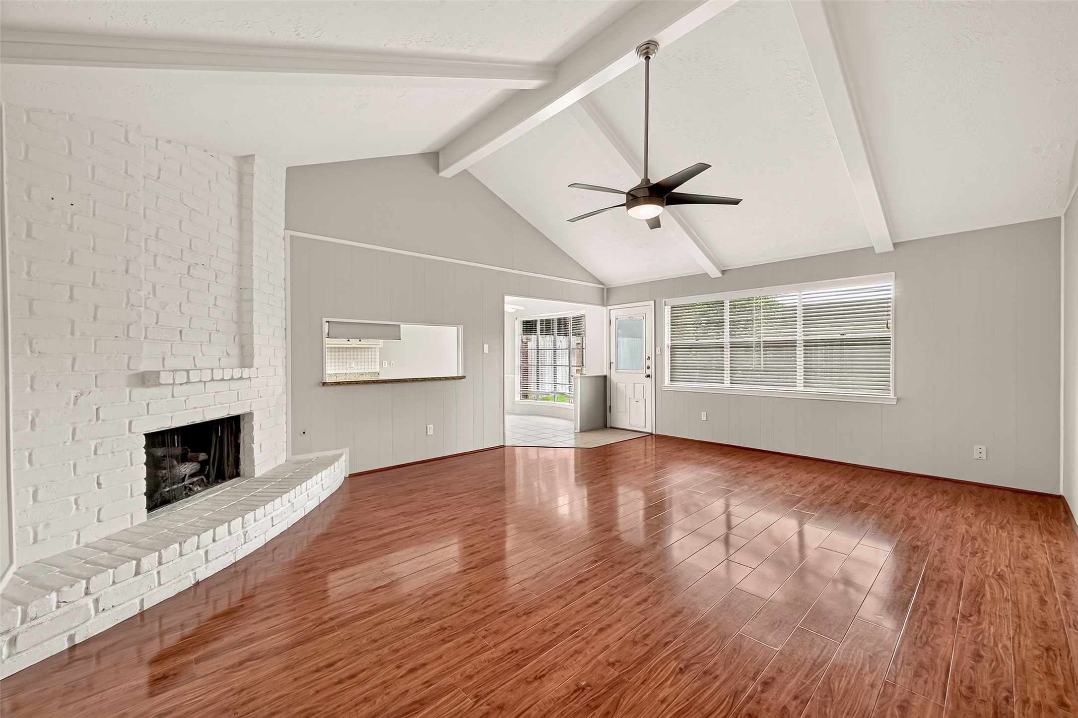 13511 Brook Hollow Drive Property Photo 11