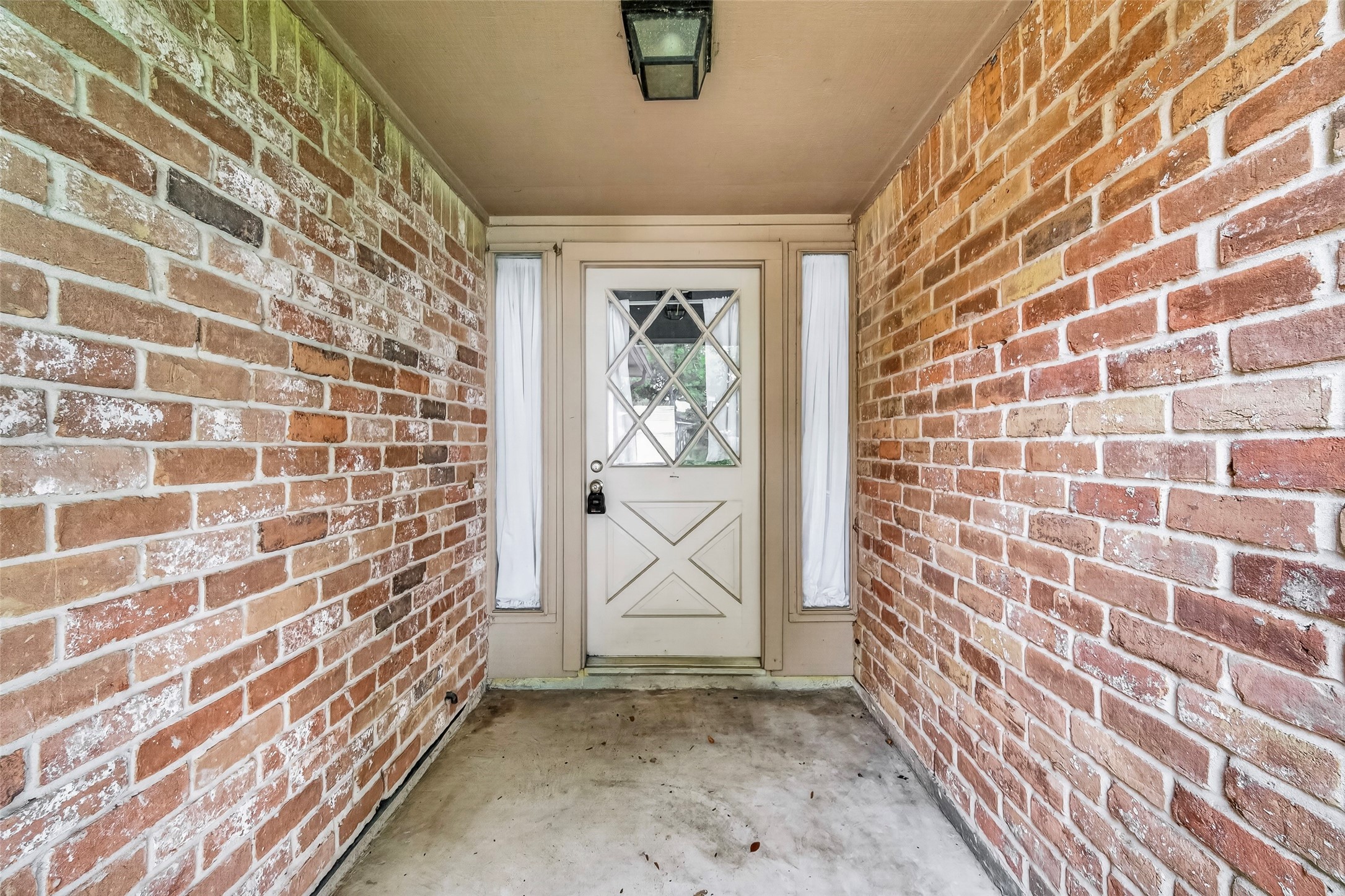 13511 Brook Hollow Drive Property Photo 28