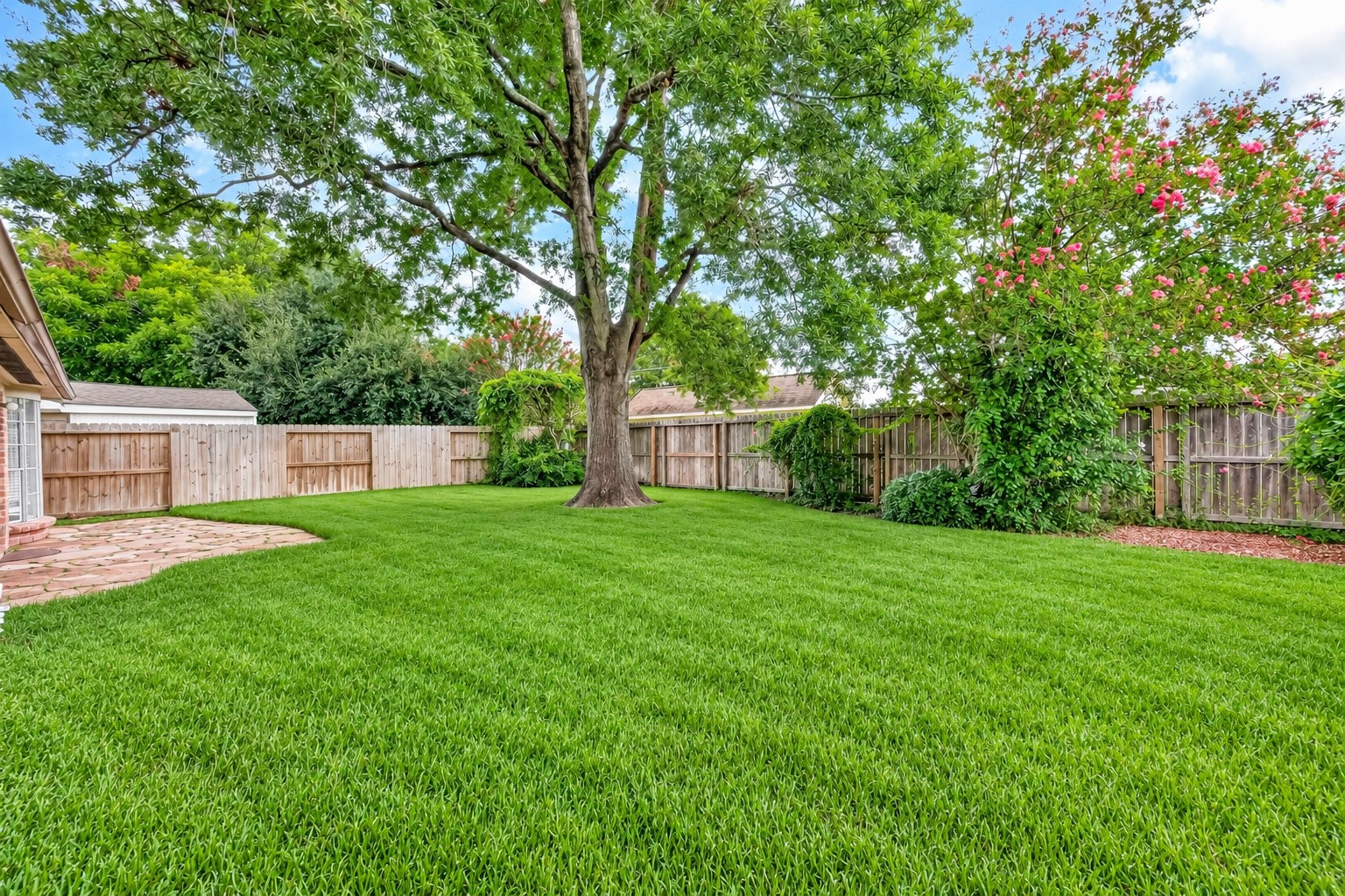 13511 Brook Hollow Drive Property Photo 30