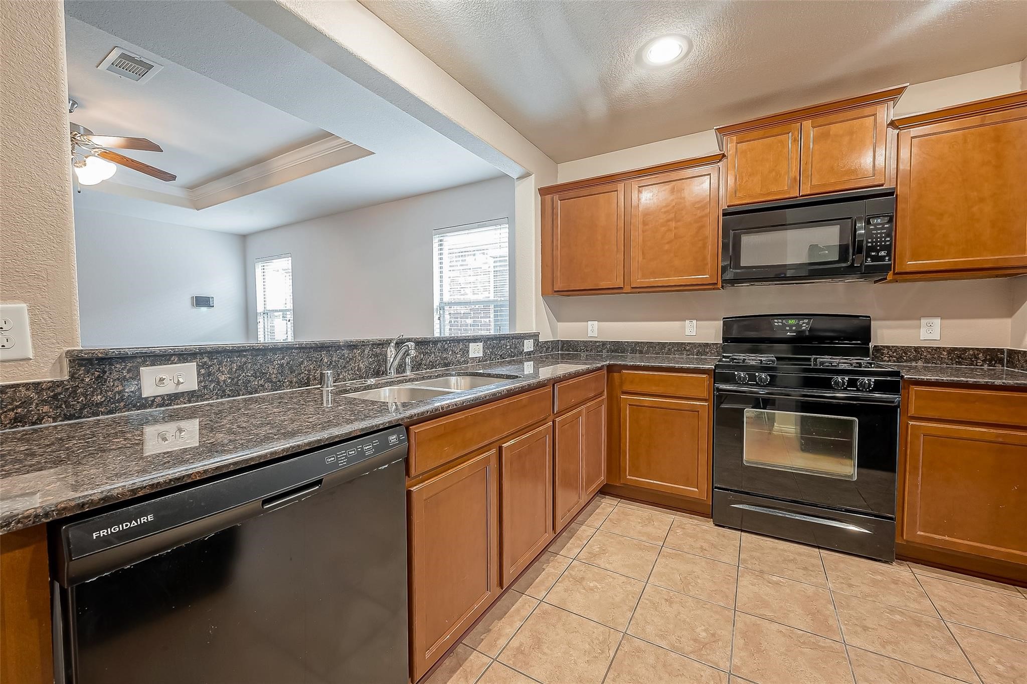 5822 Camelia Evergreen Lane Property Photo 16