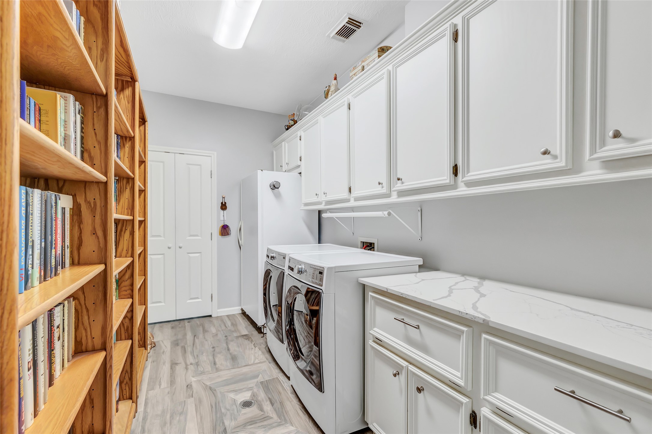 20007 Wig Wam Lane Property Photo 33