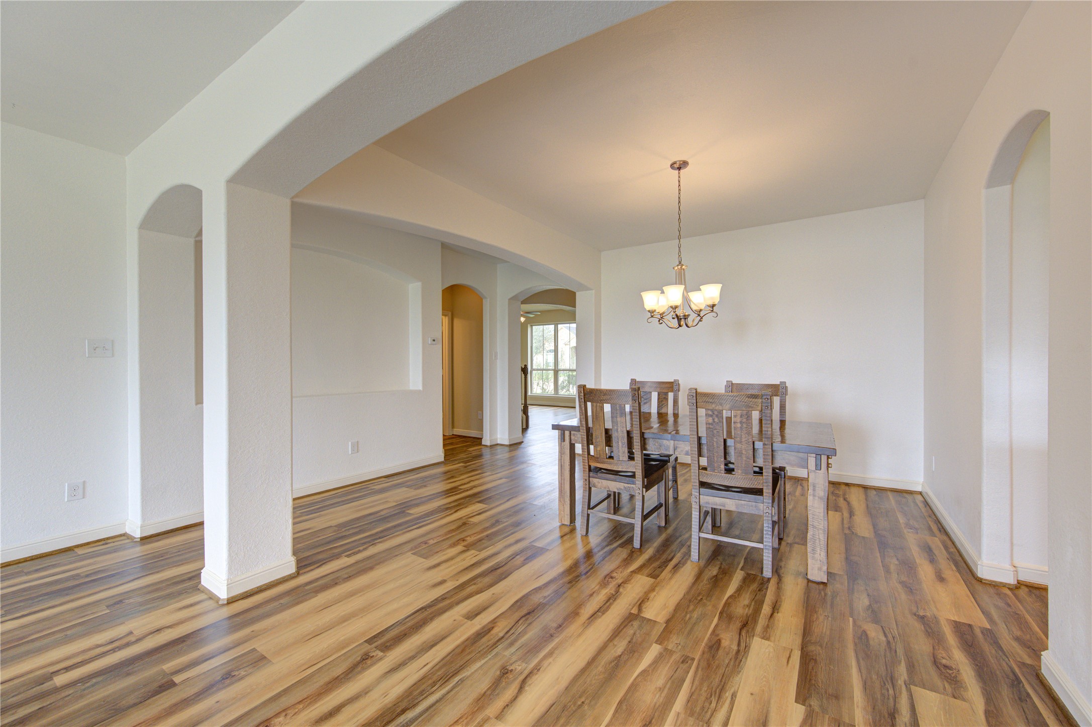 2823 Krenek Court Property Photo 7