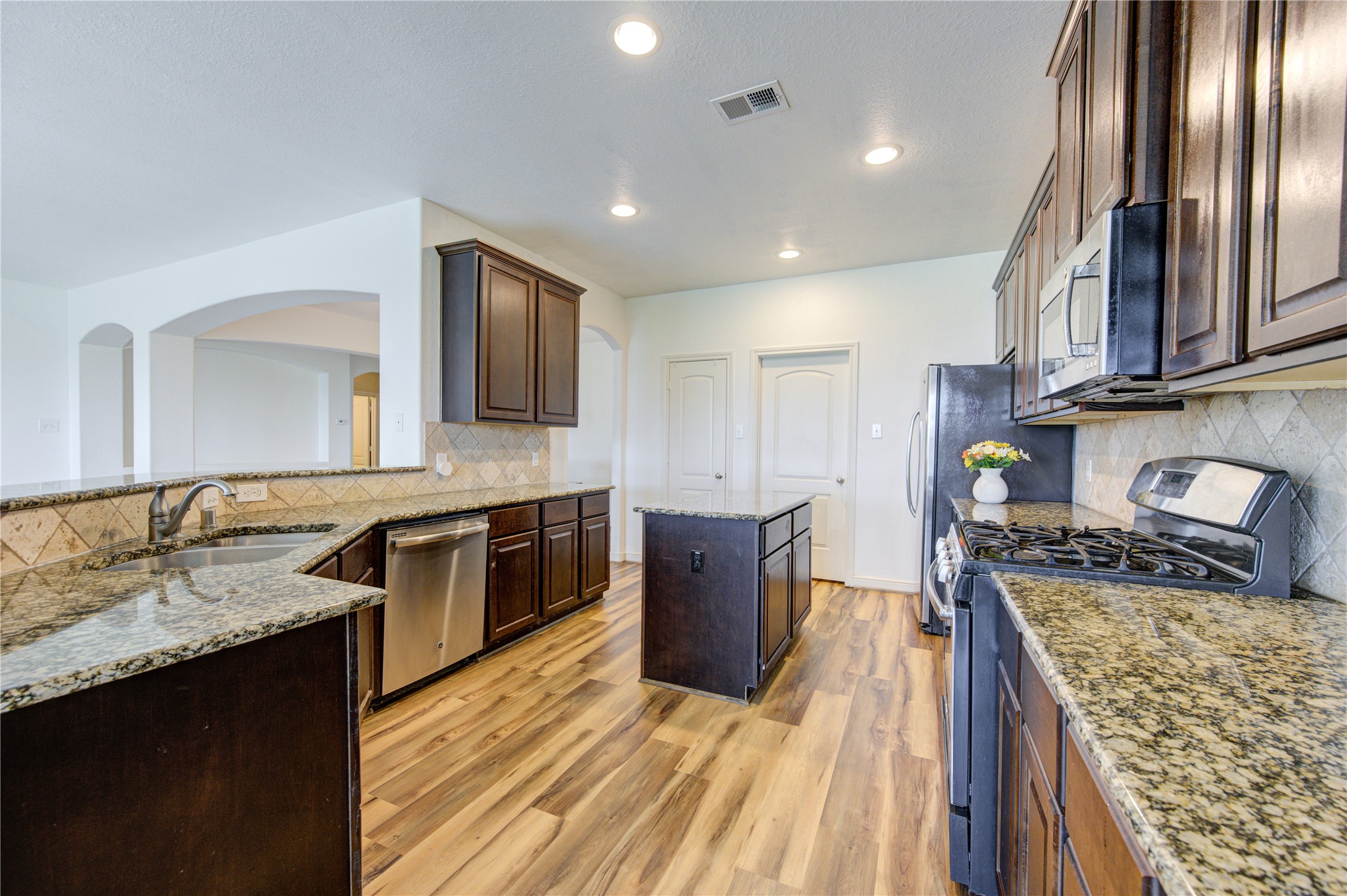 2823 Krenek Court Property Photo 15
