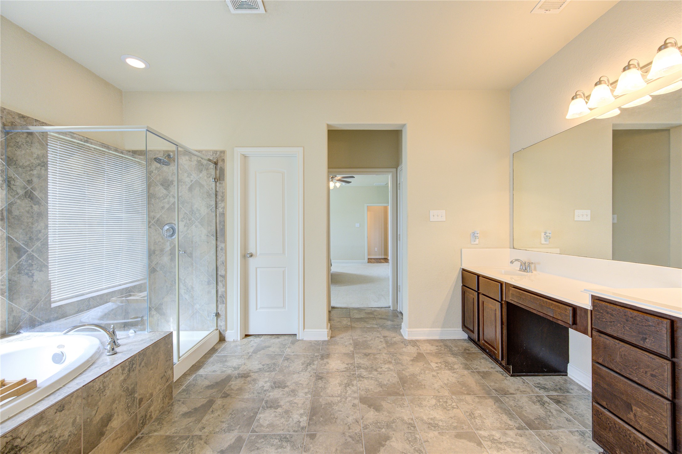 2823 Krenek Court Property Photo 22