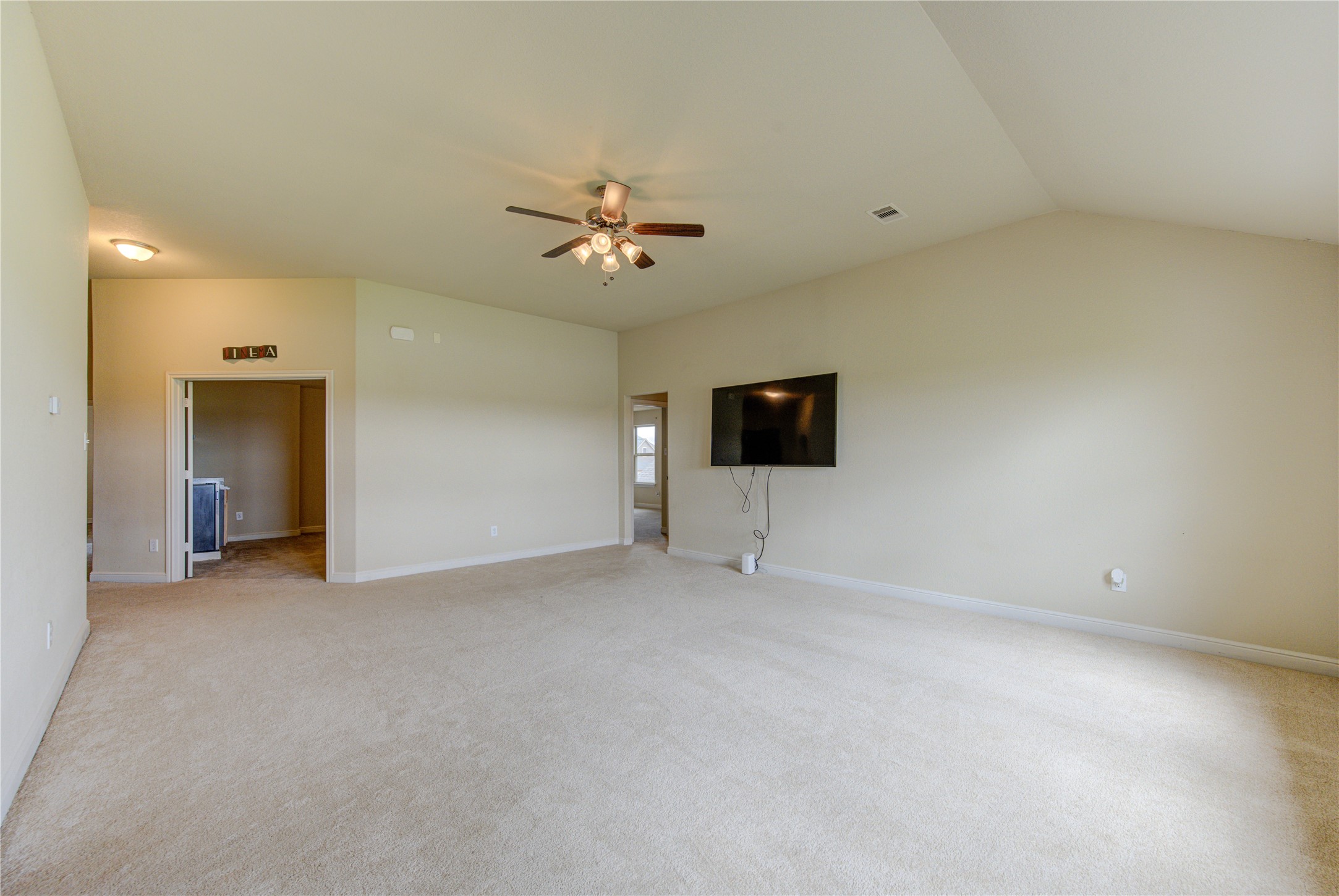 2823 Krenek Court Property Photo 33